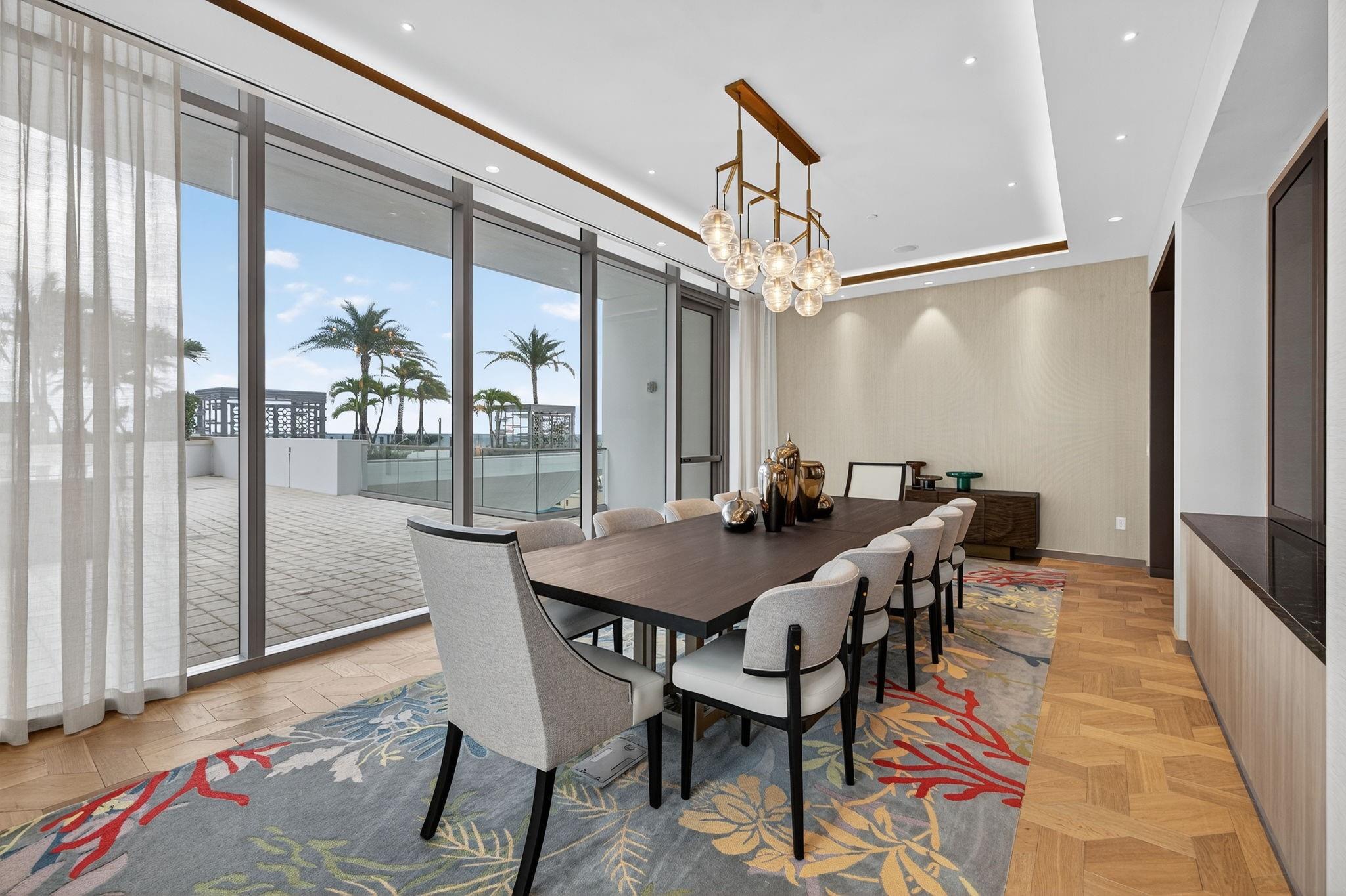 153 N Seabreeze blv 1004-S