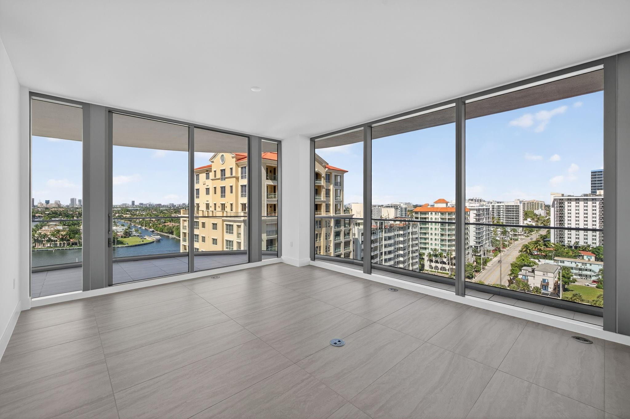 153 N Seabreeze blv 1004-S