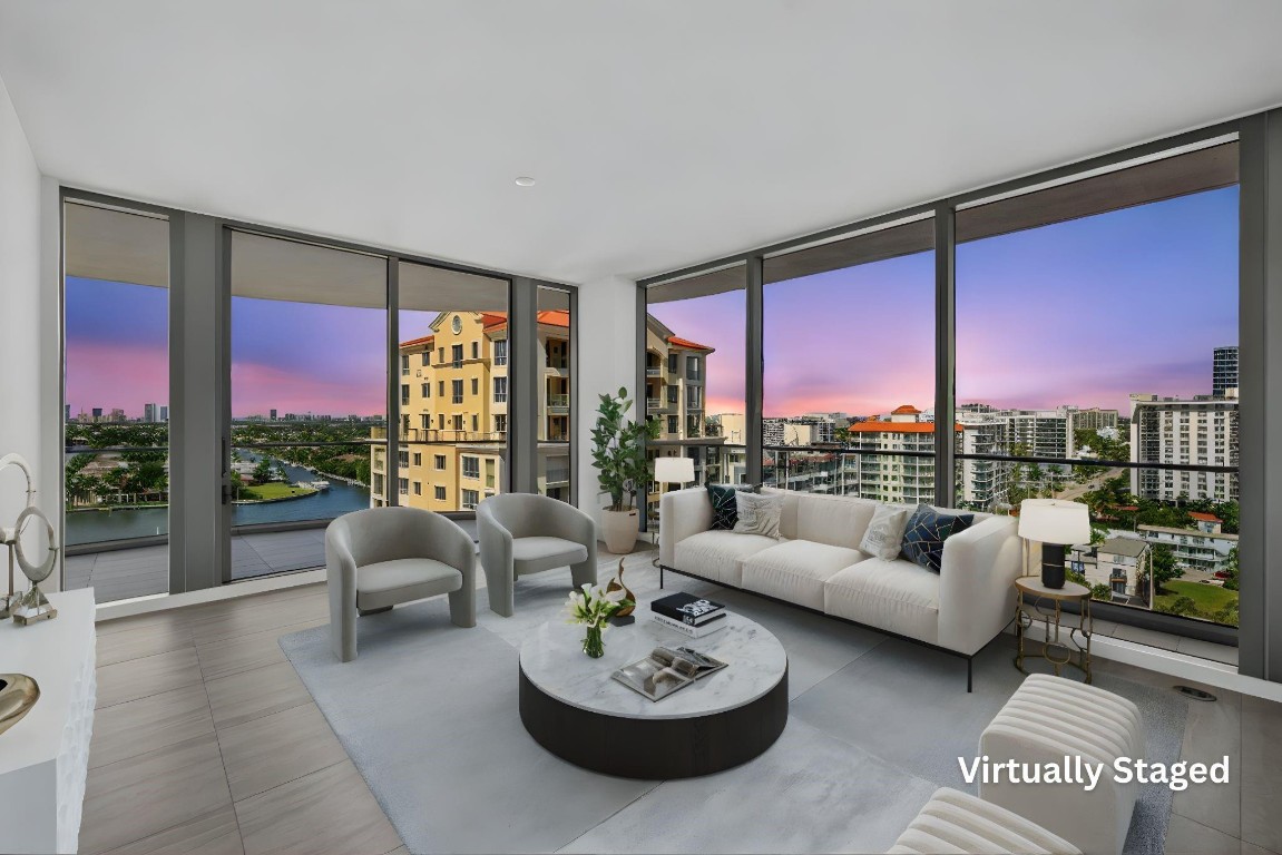 153 N Seabreeze blv 1004-S