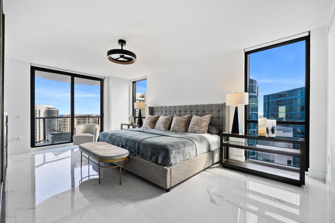 100 E Las Olas Blvd 4001