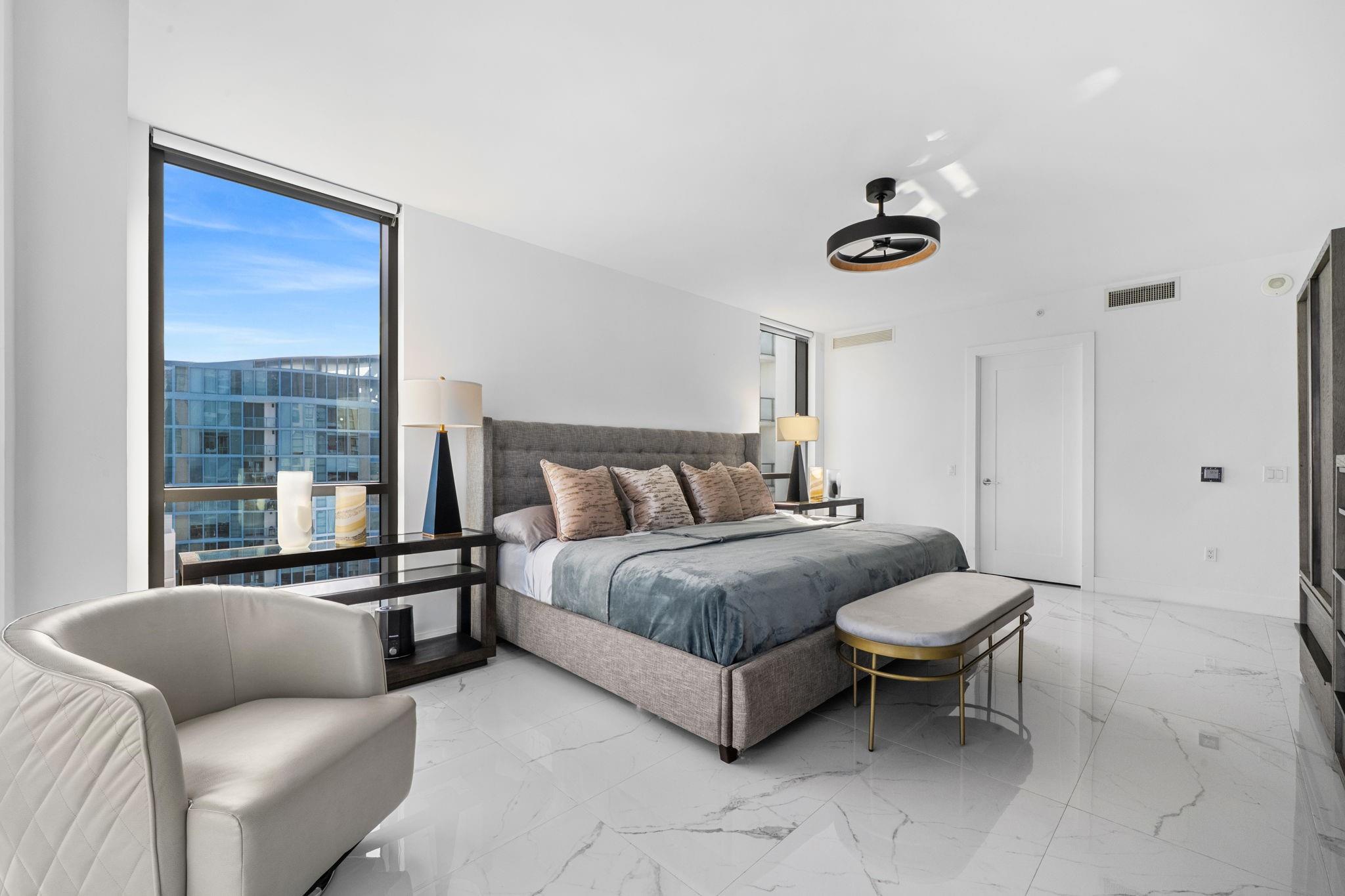 100 E Las Olas Blvd 4001