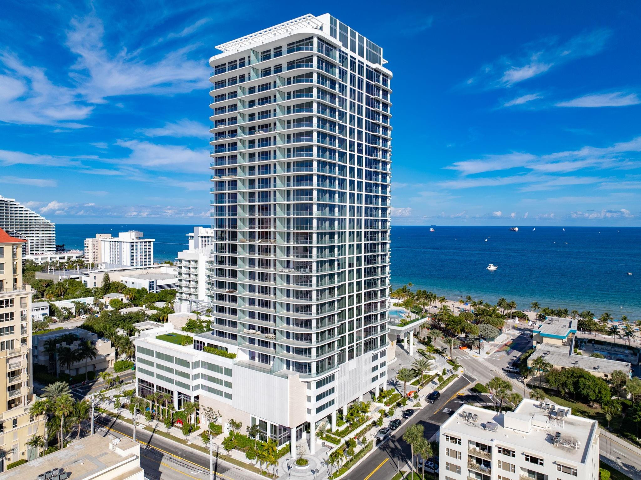 153 N Seabreeze Blvd 802-S