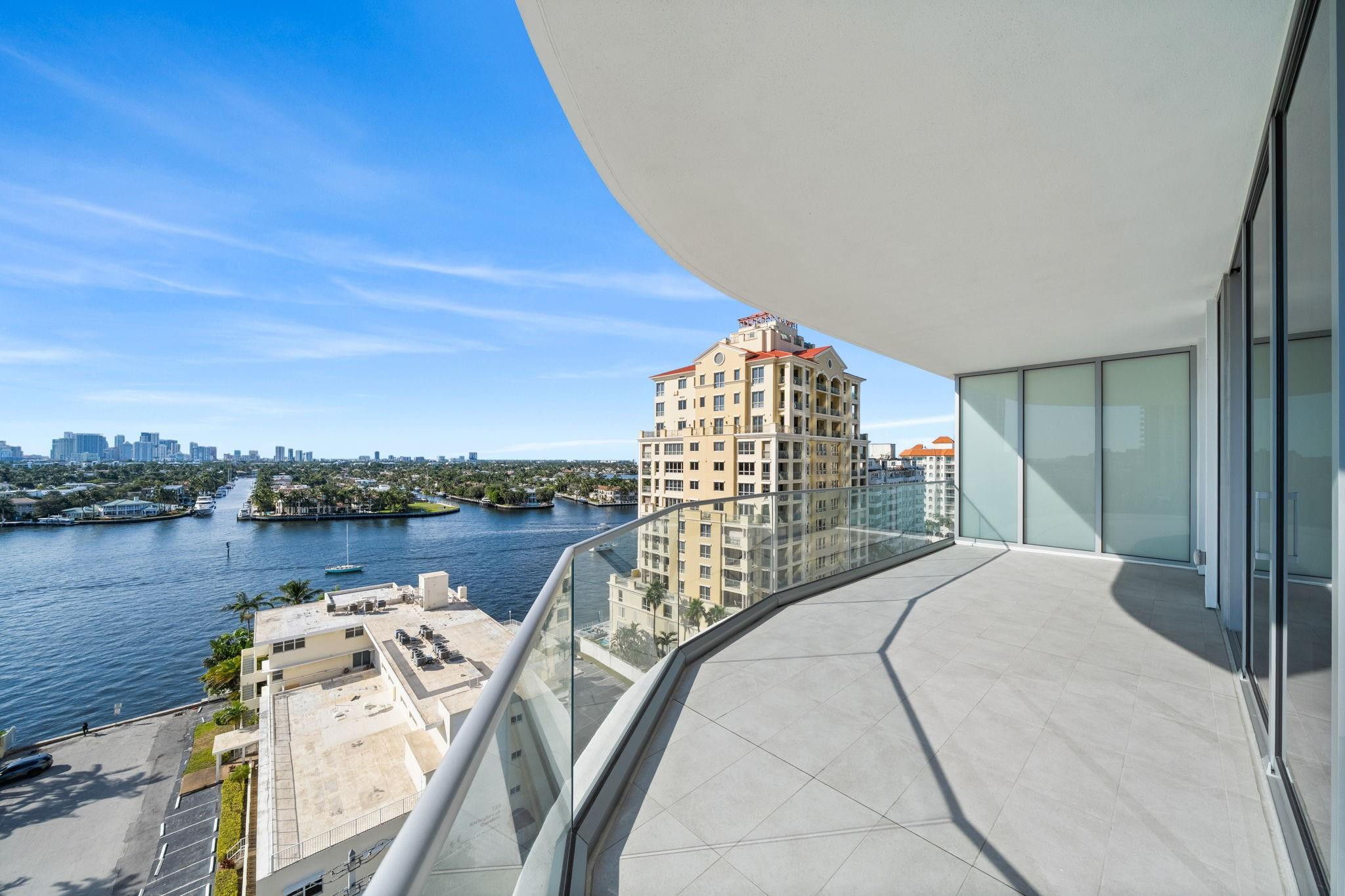 153 N Seabreeze Blvd 802-S
