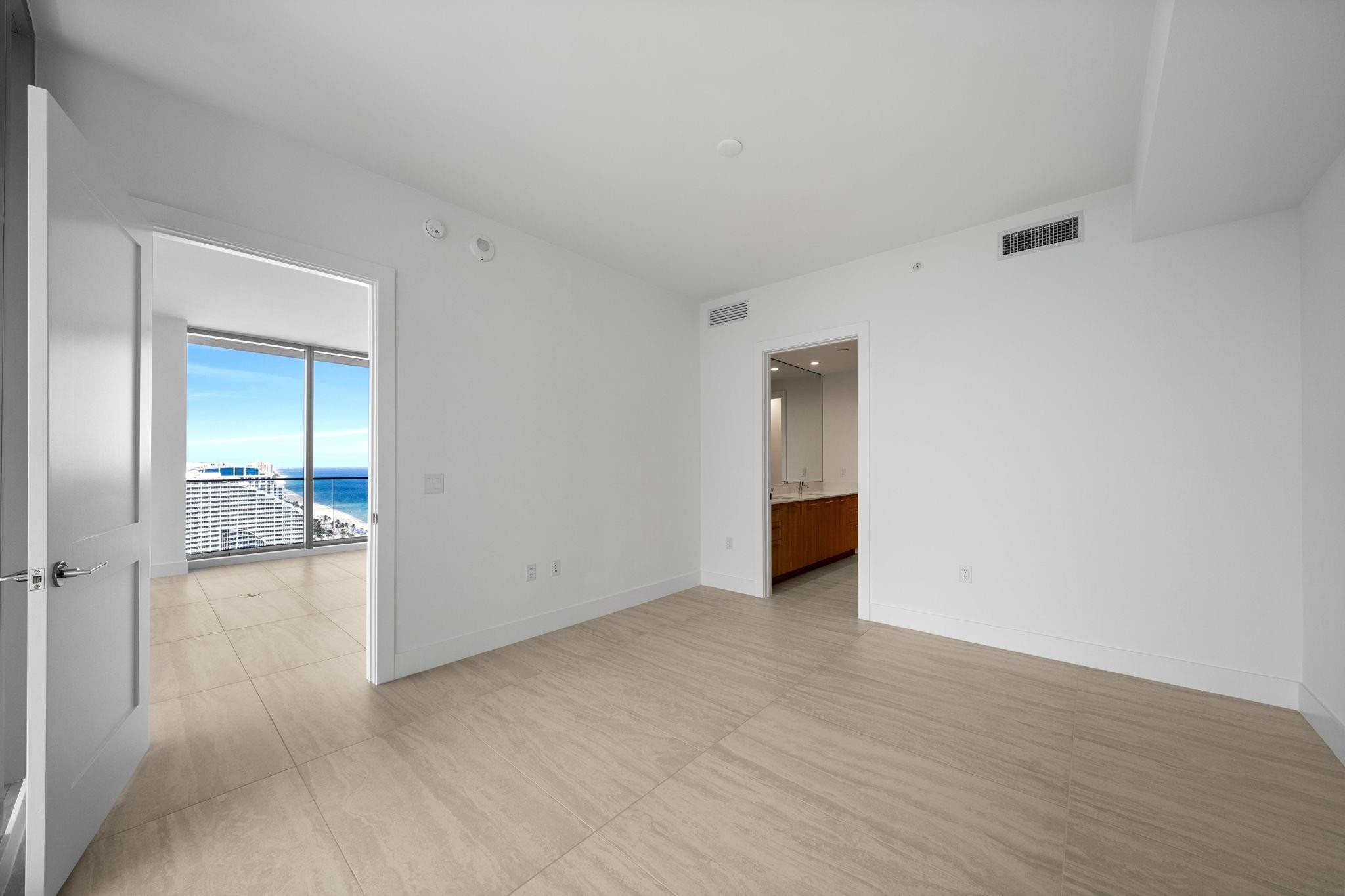 151 N Seabreeze Blvd 2503-E