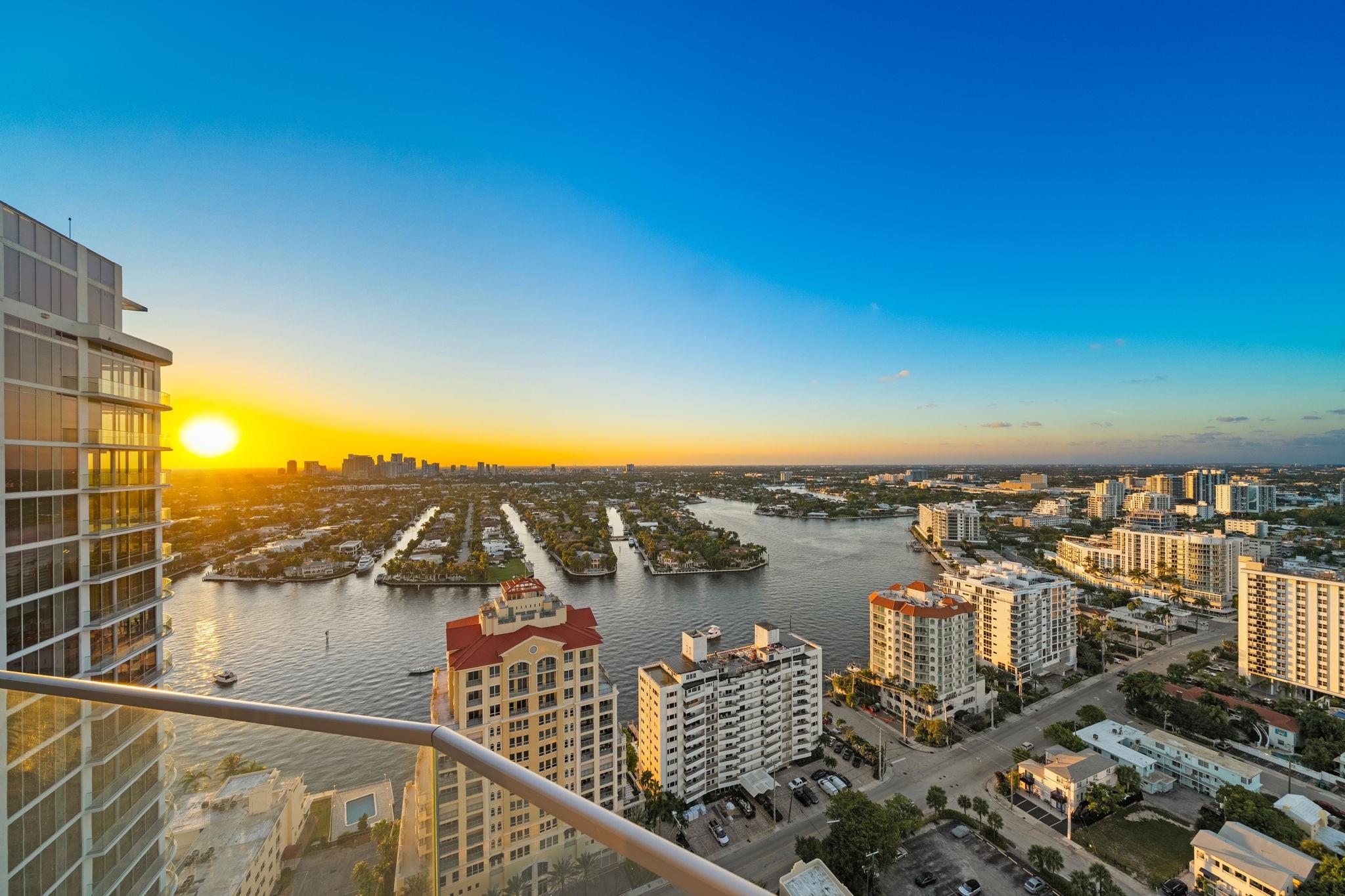 151 N Seabreeze Blvd 2503-E