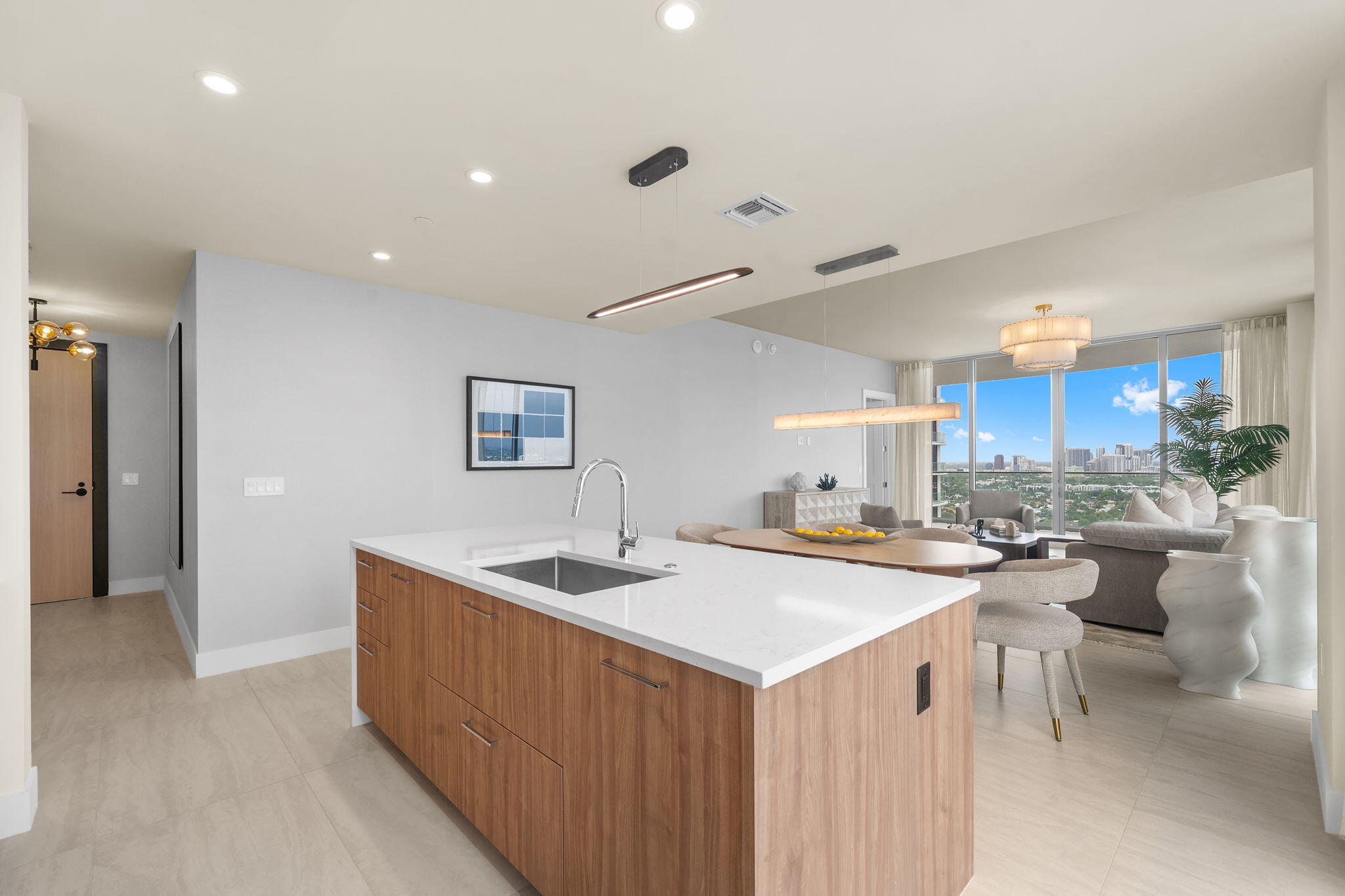 151 N Seabreeze Blvd 2503-E