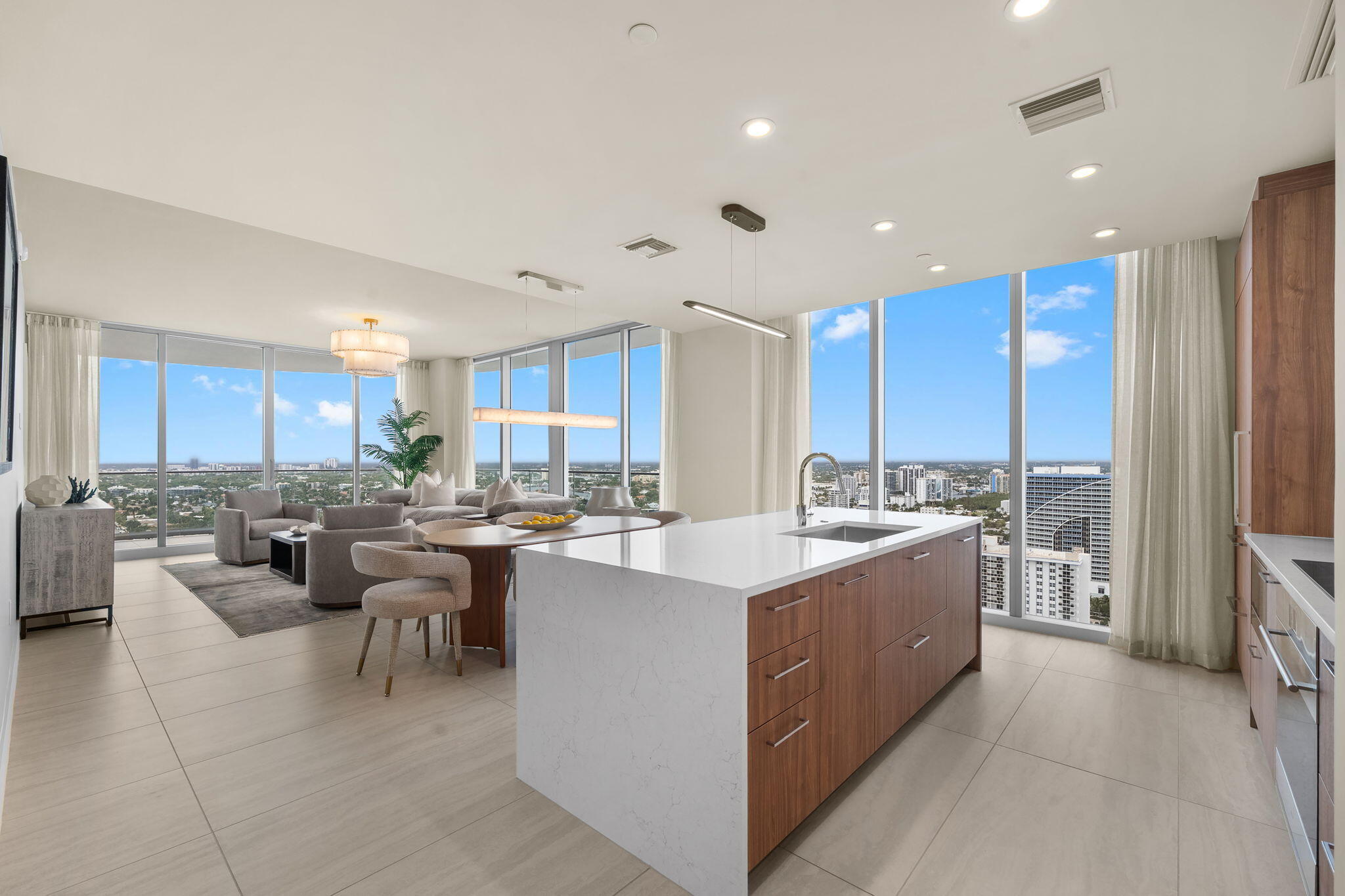 151 N Seabreeze Blvd 2503-E