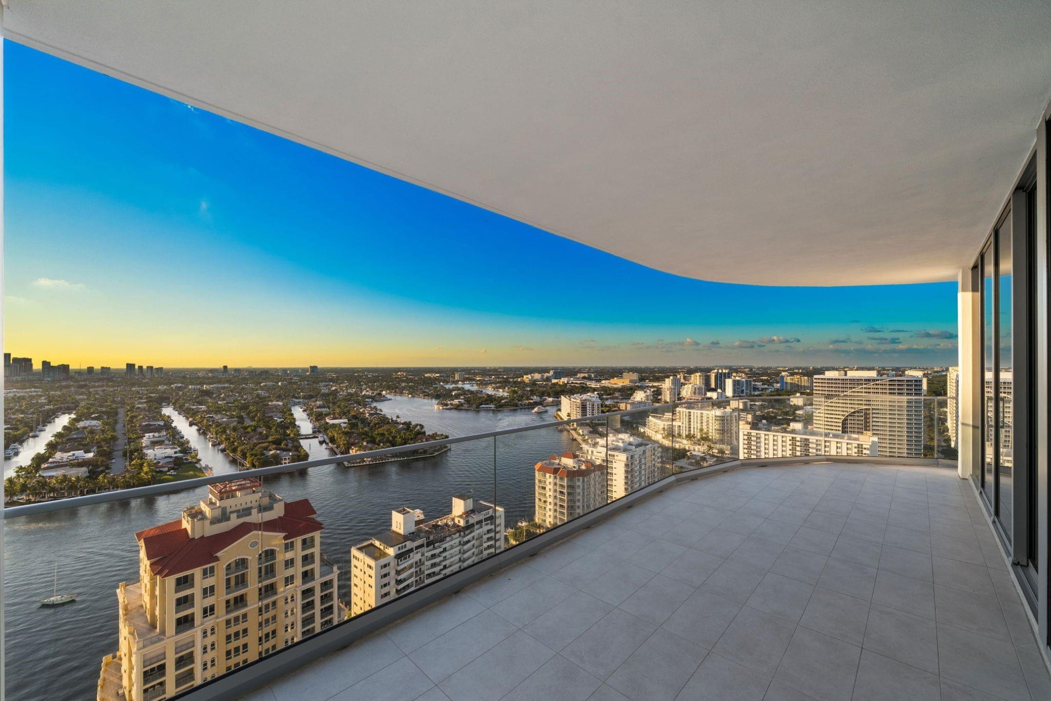 151 N Seabreeze Blvd 2503-E