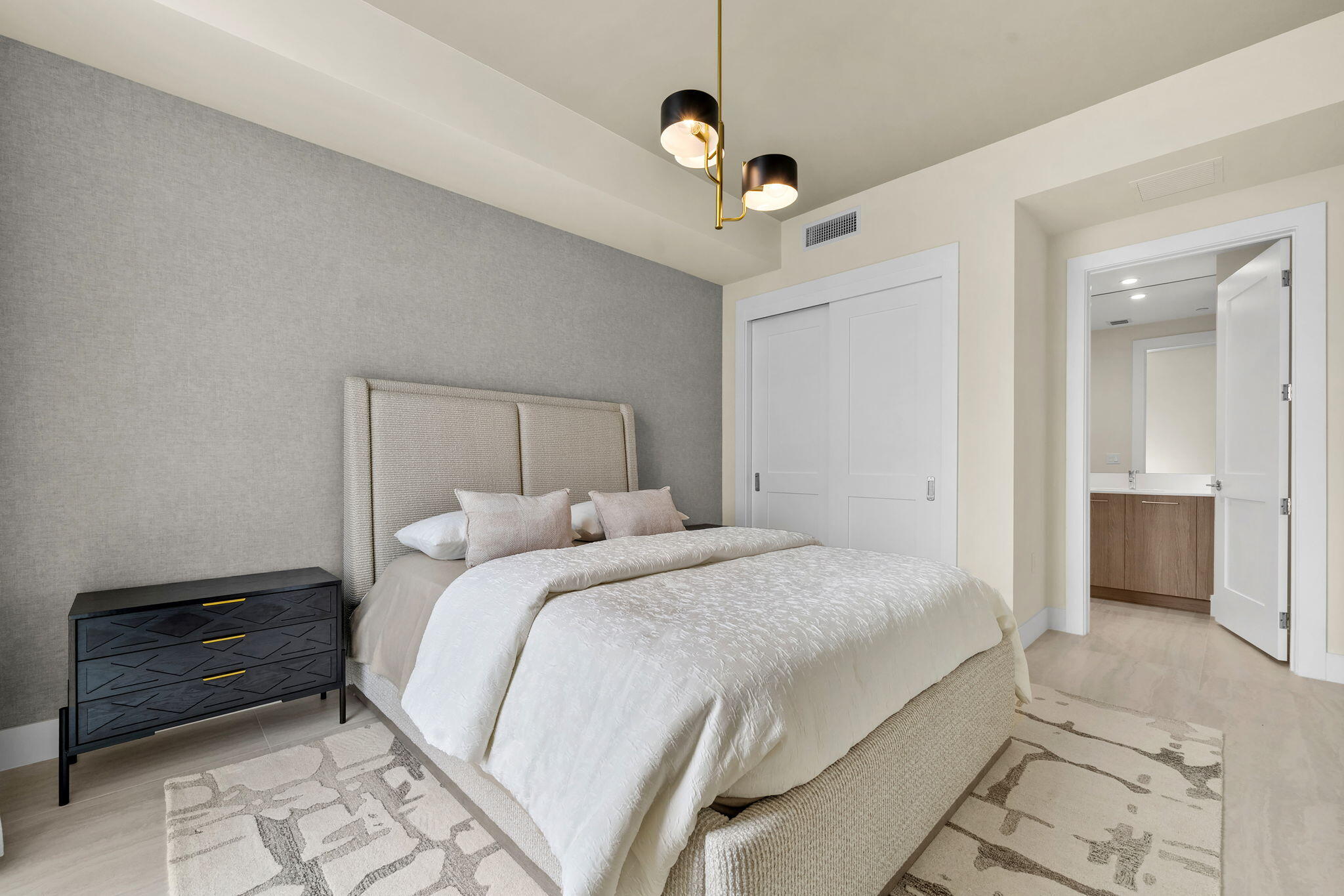 151 N Seabreeze Blvd 2503-E