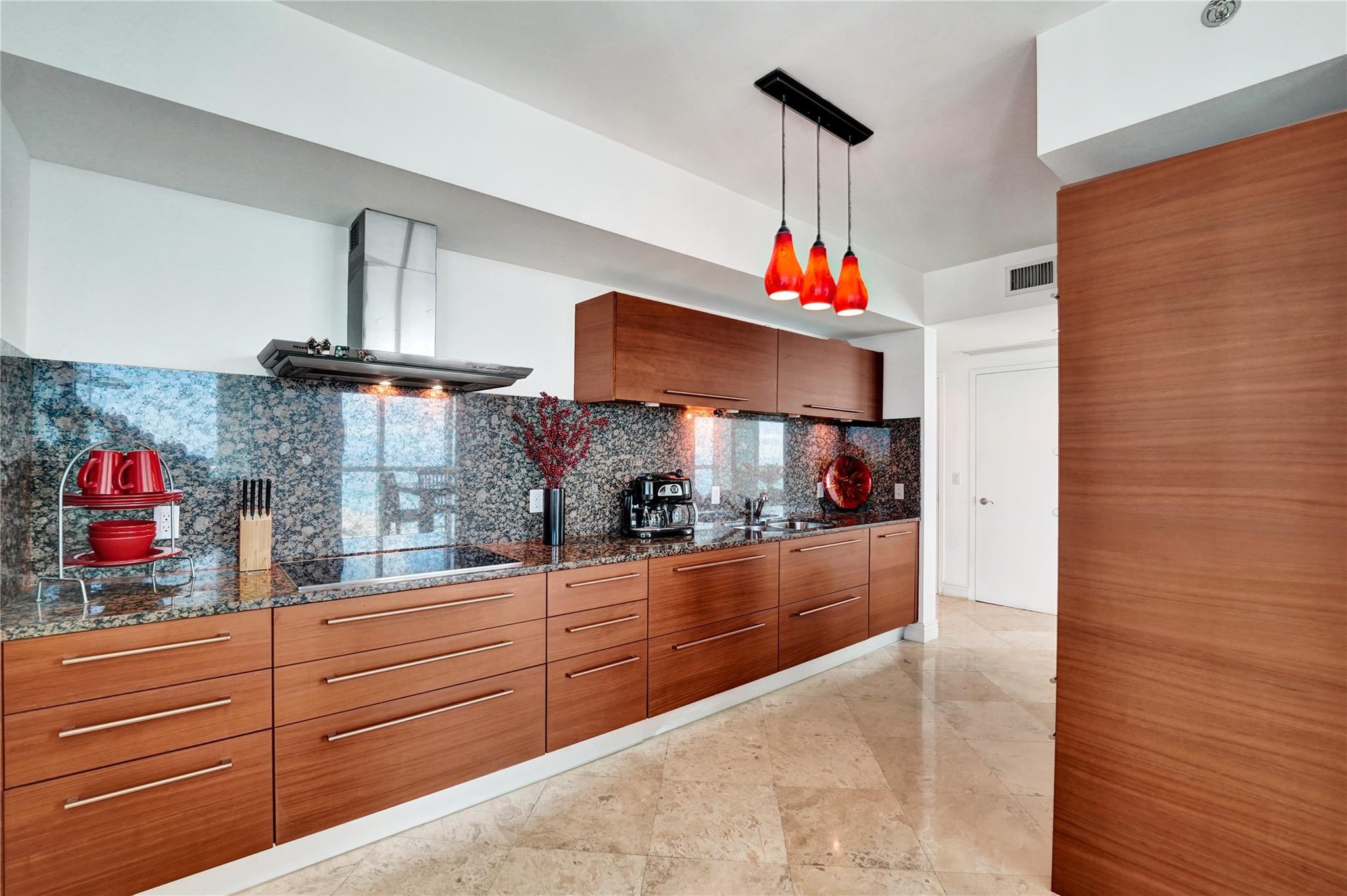 101 S Fort Lauderdale Beach Boulevard 2207, Fort Lauderdale Unit: 2207