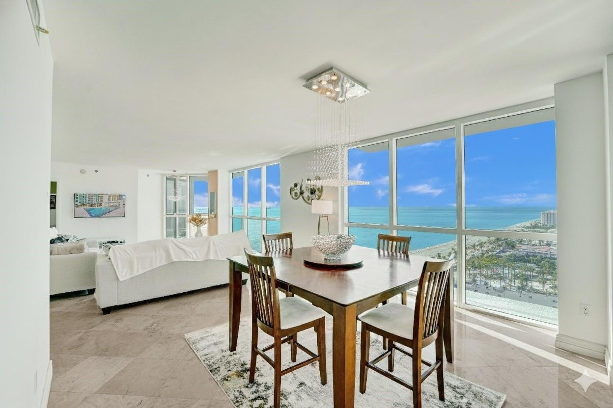 101 S Fort Lauderdale Beach Boulevard 2207, Fort Lauderdale Unit: 2207