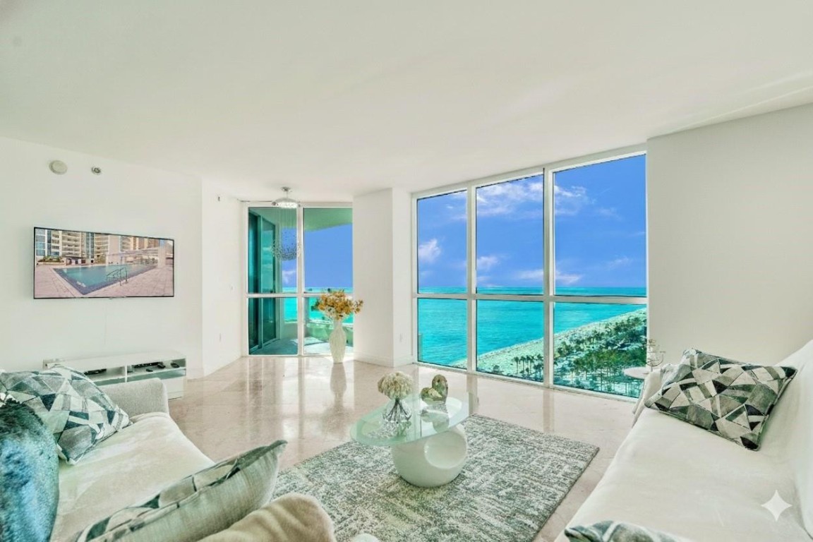 101 S Fort Lauderdale Beach Boulevard 2207, Fort Lauderdale Unit: 2207