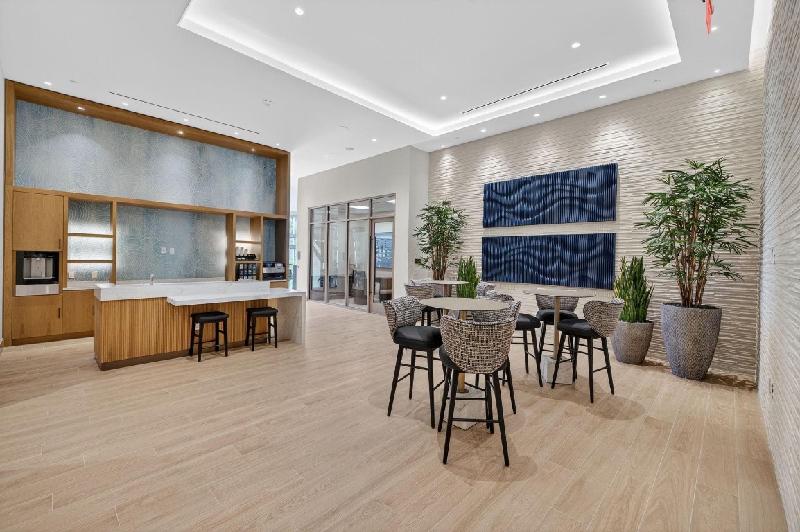 151 N Seabreeze Blvd 1803-E