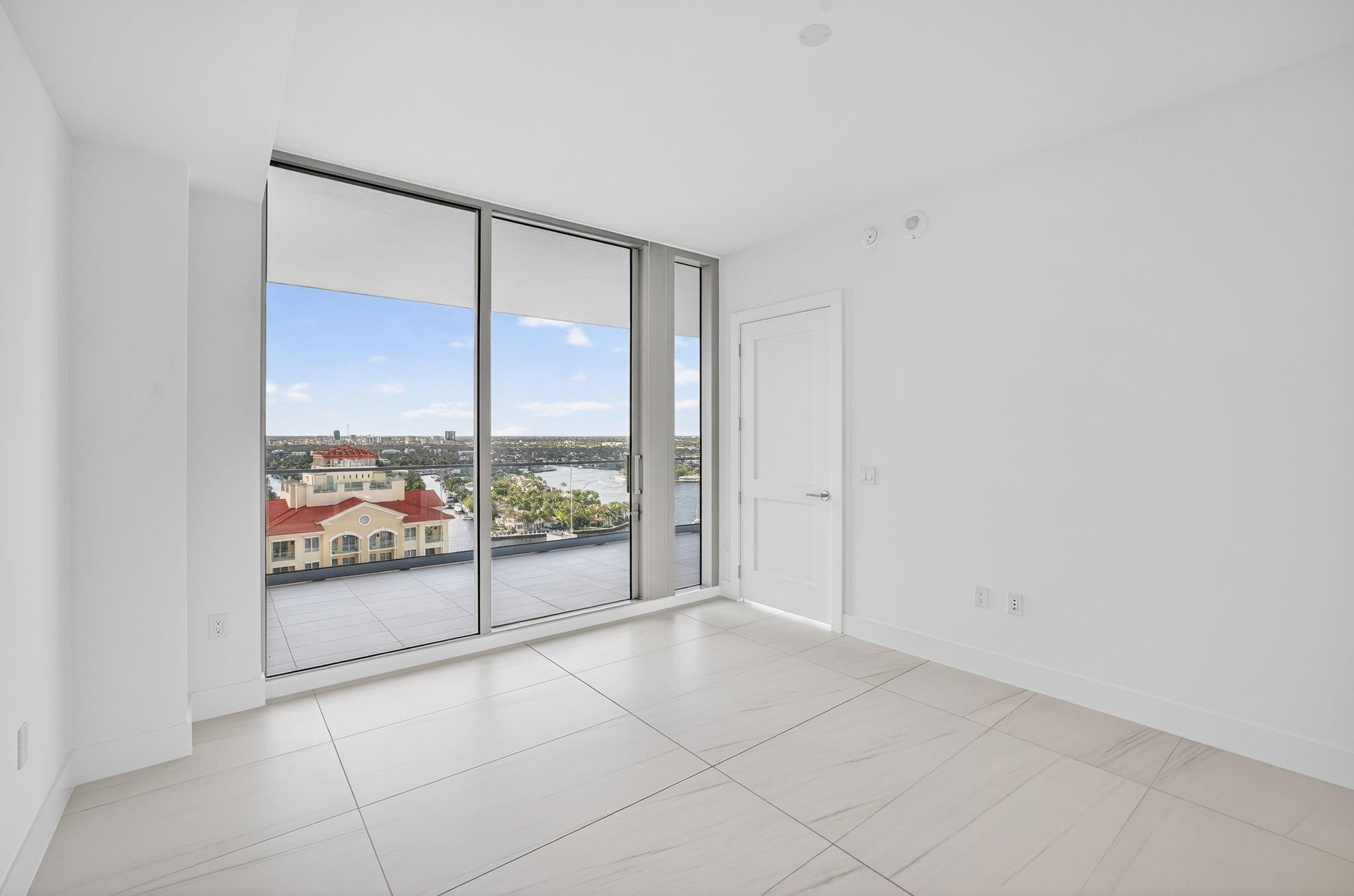 151 N Seabreeze Blvd 1803-E