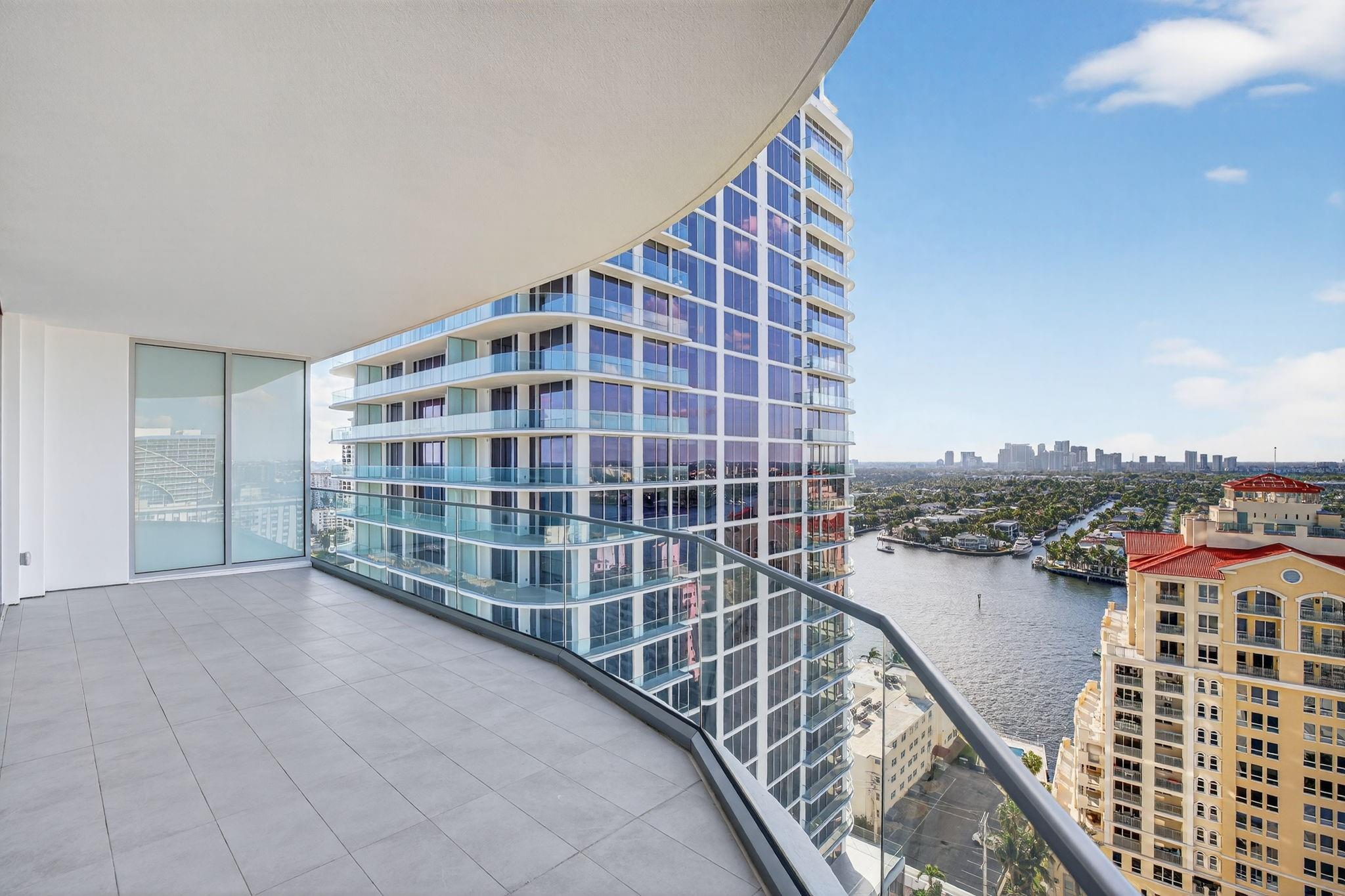 151 N Seabreeze Blvd 1803-E