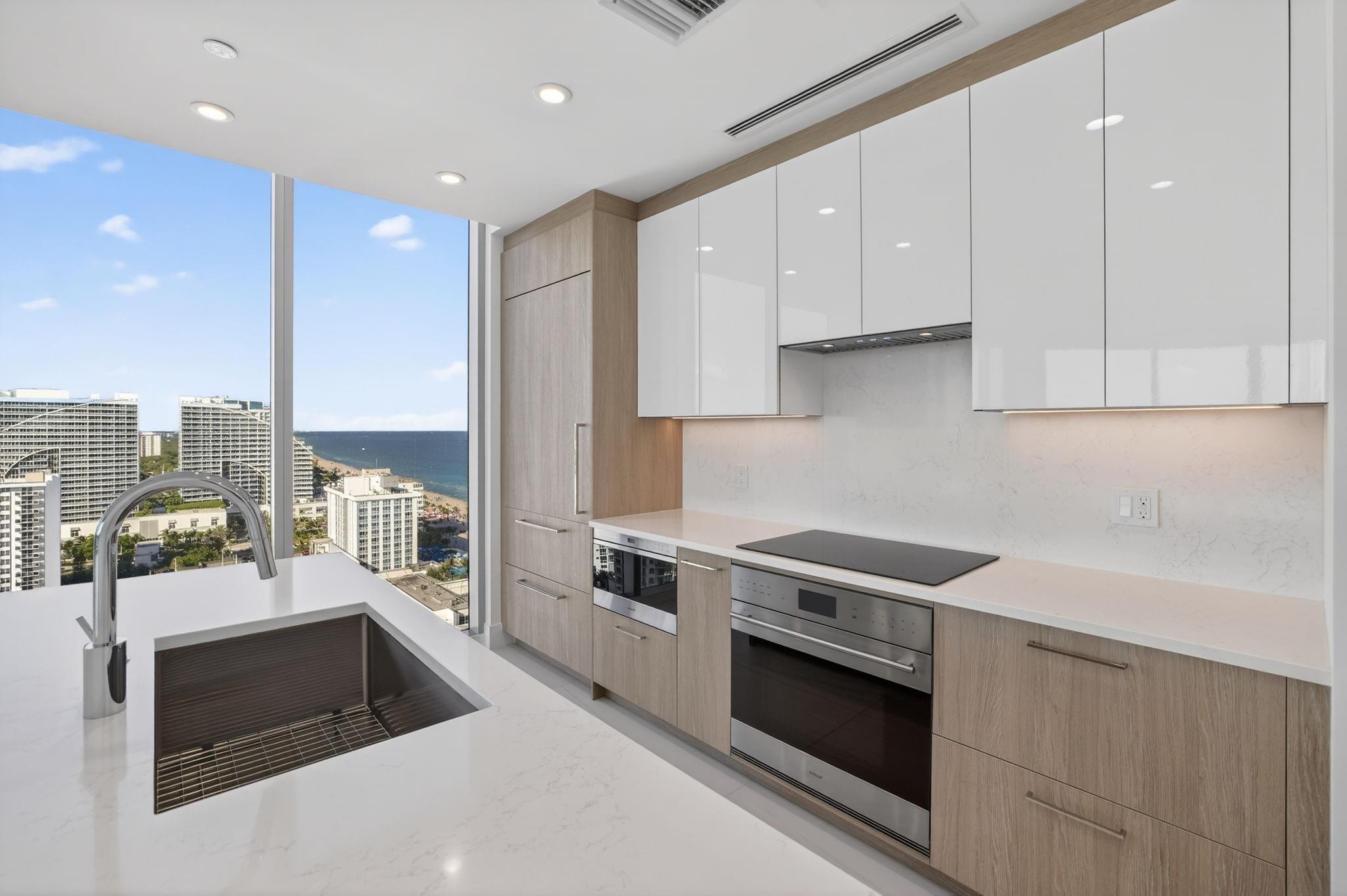 151 N Seabreeze Blvd 1803-E