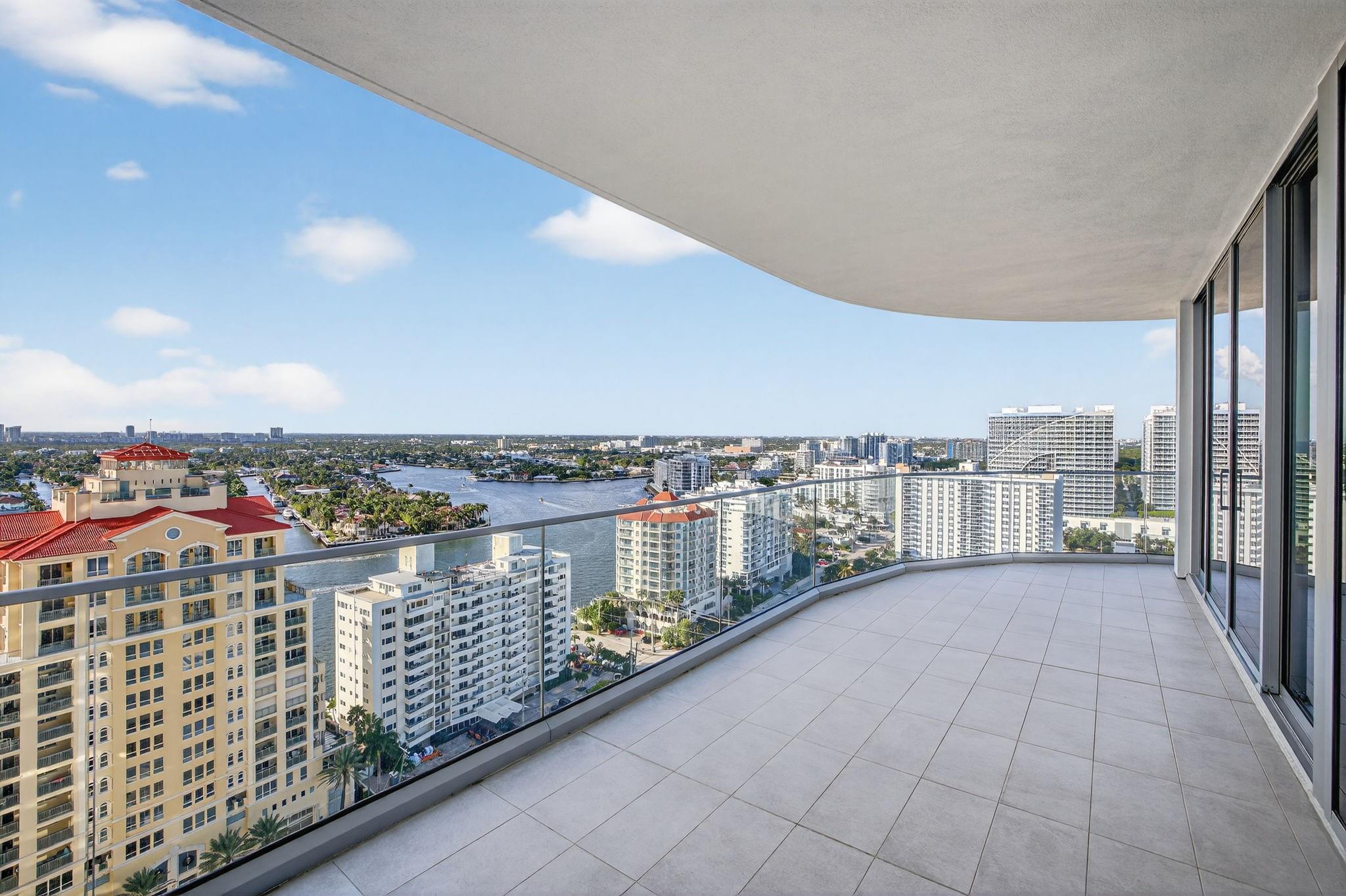 151 N Seabreeze Blvd 1803-E