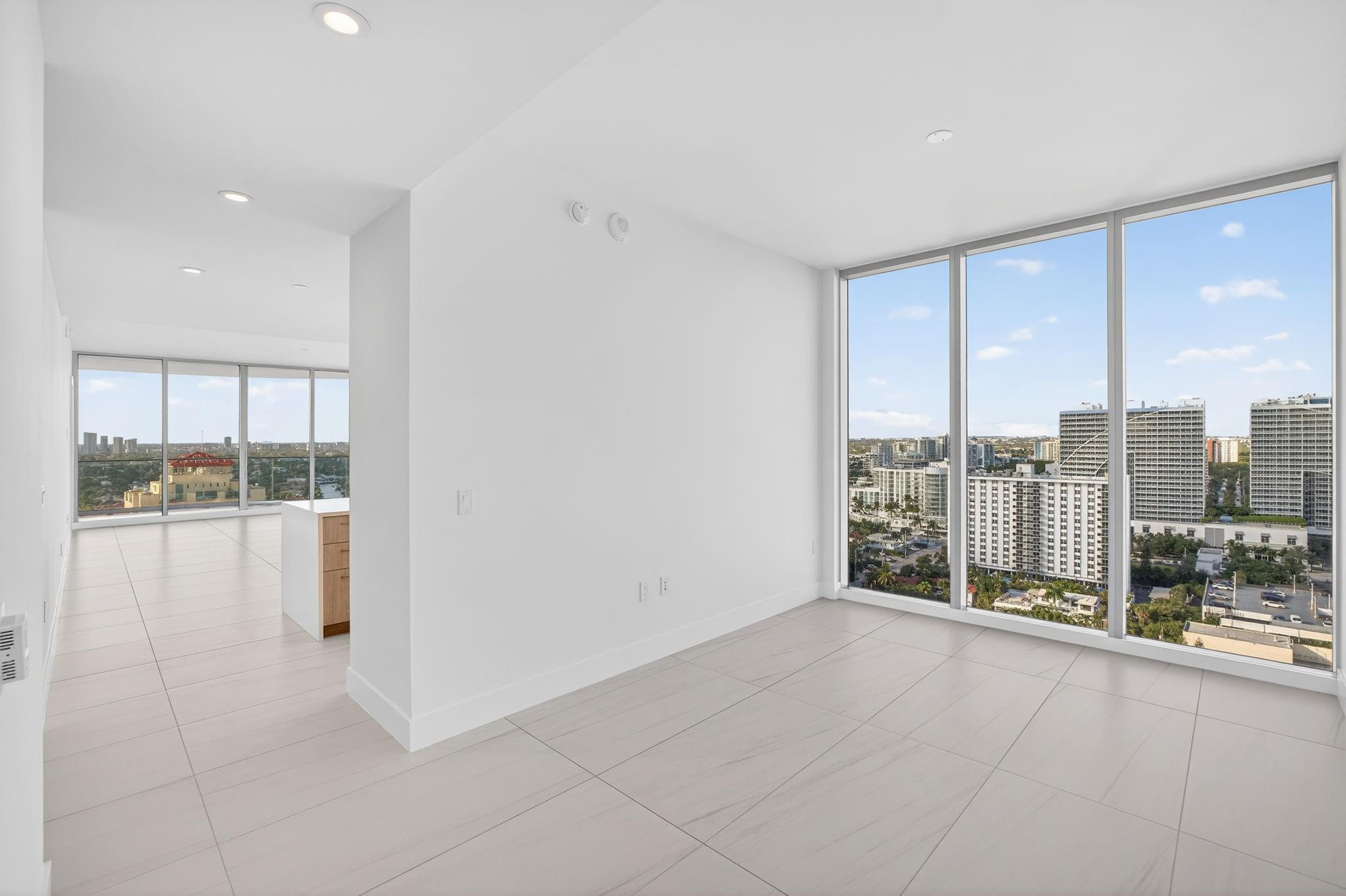 151 N Seabreeze Blvd 1803-E