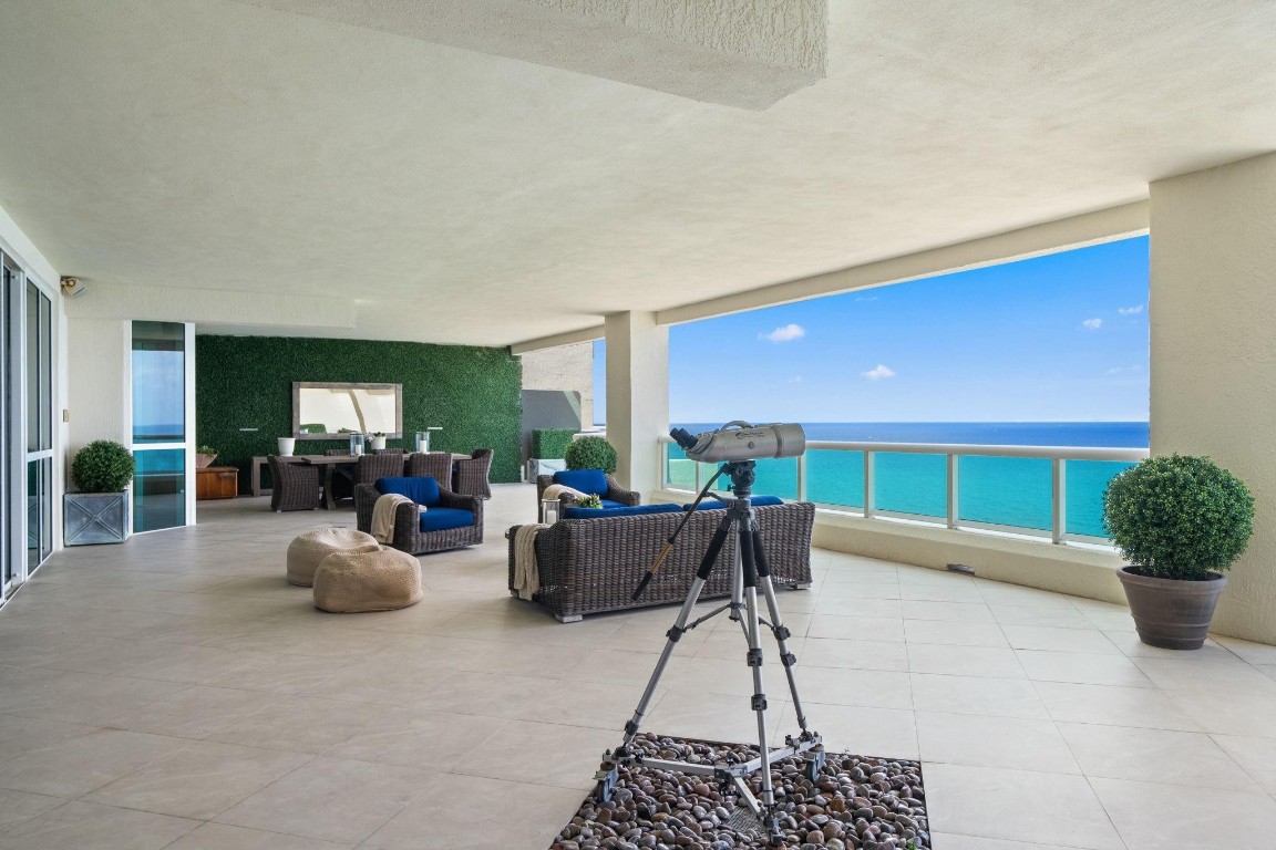 101 S Fort Lauderdale Beach Blvd PH 2703