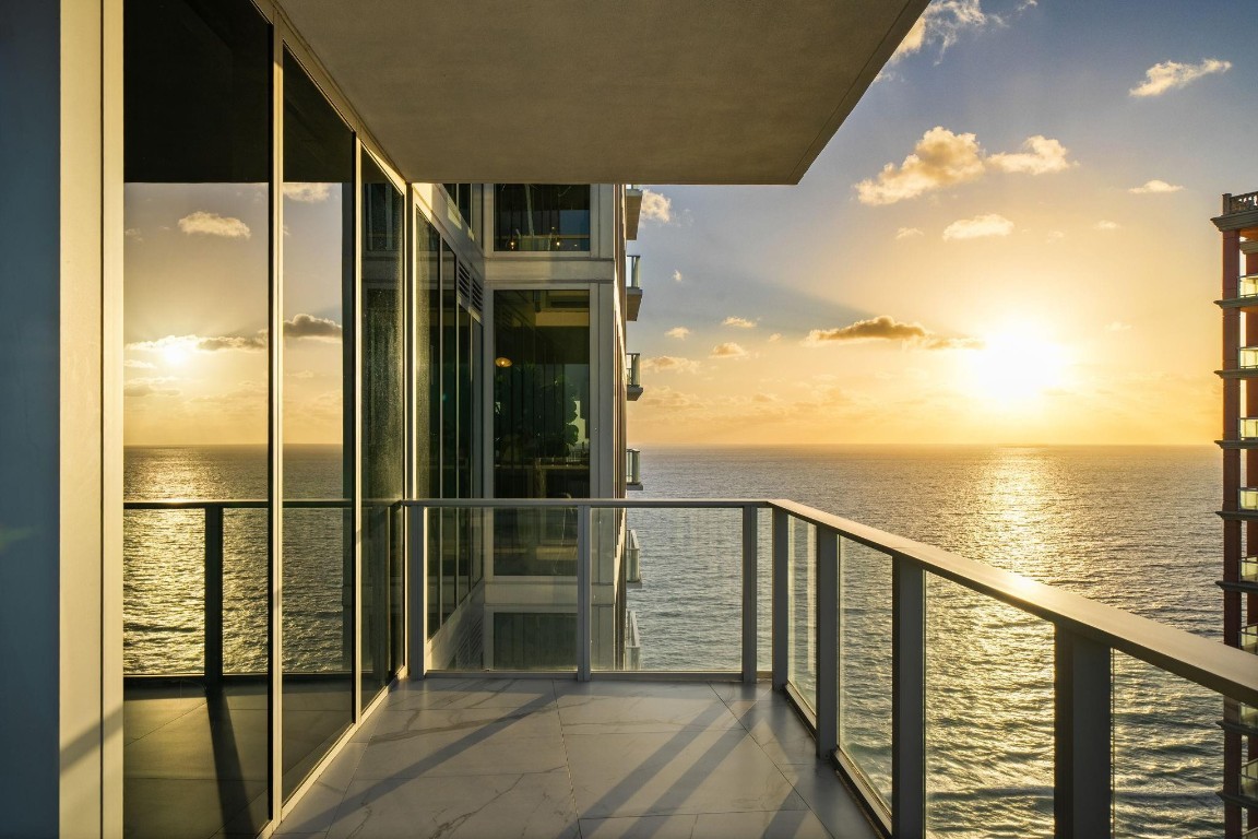 2200 N Ocean Blvd S1801