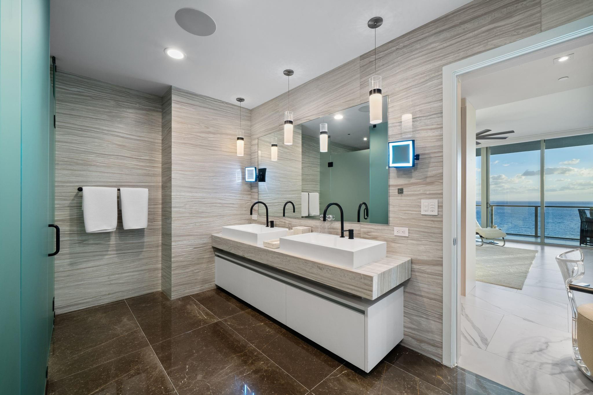 2200 N Ocean Blvd S1801