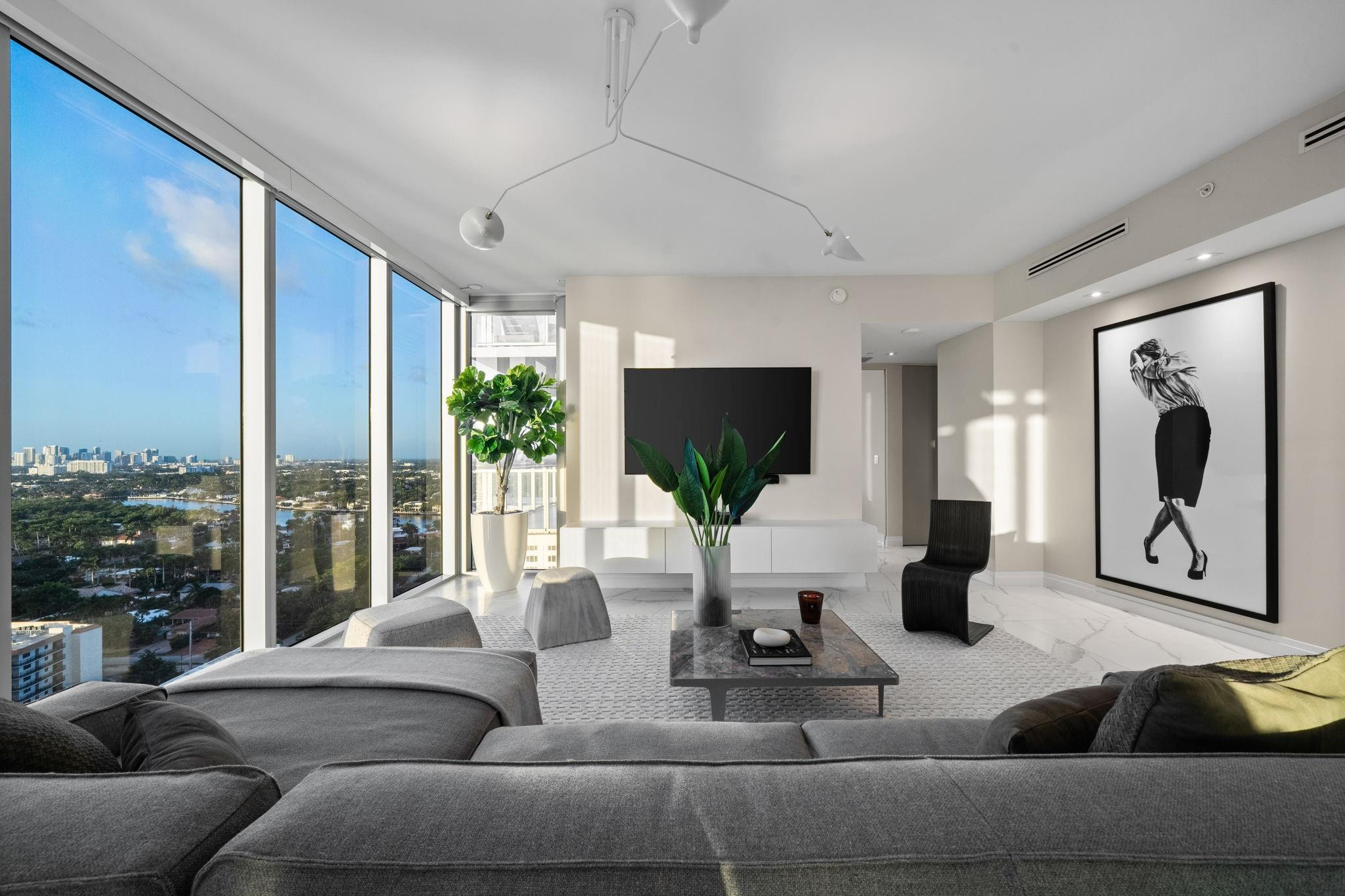 2200 N Ocean Blvd S1801