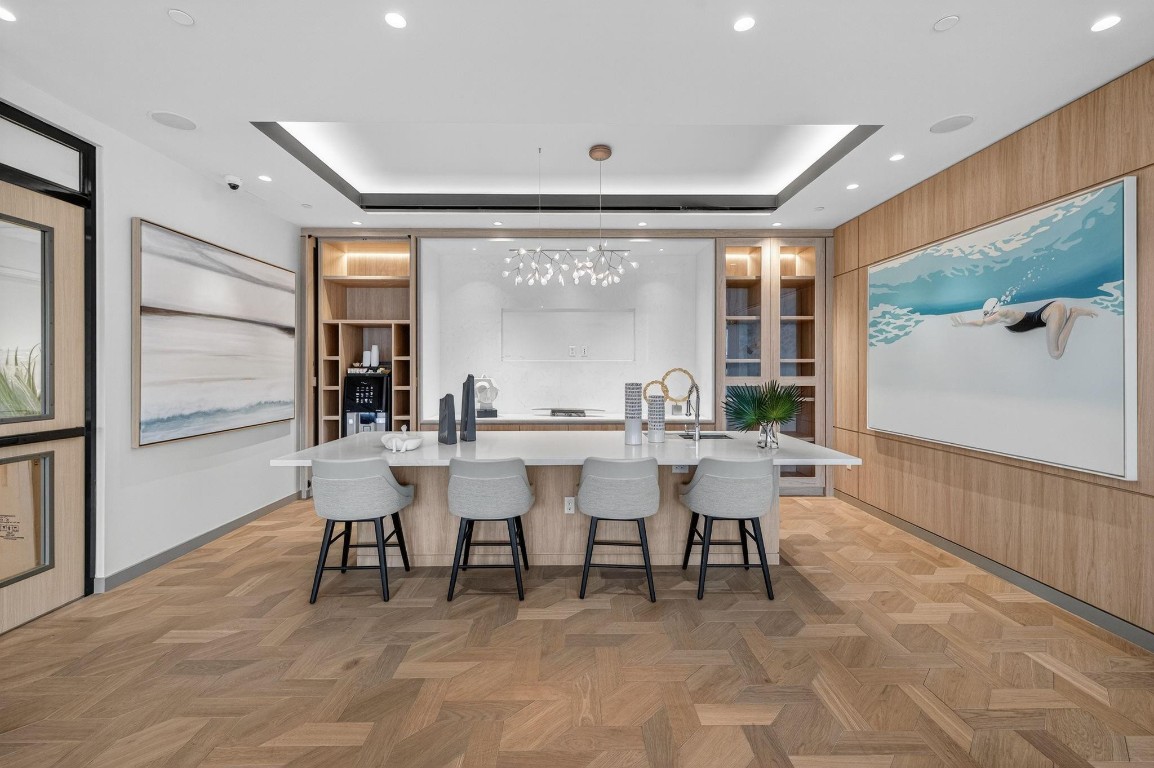 151 N Seabreeze Boulevard 2103-E