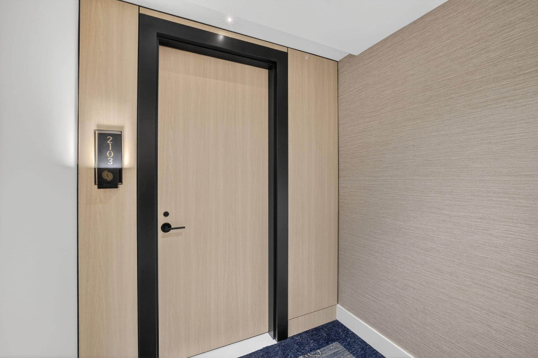 151 N Seabreeze Boulevard 2103-E