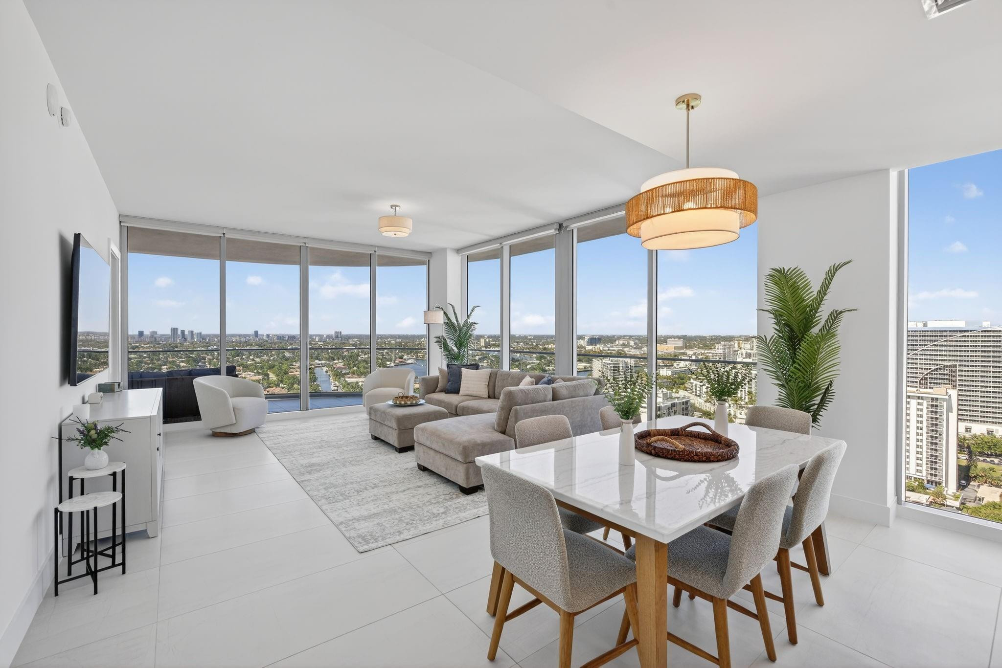 151 N Seabreeze Boulevard 2103-E