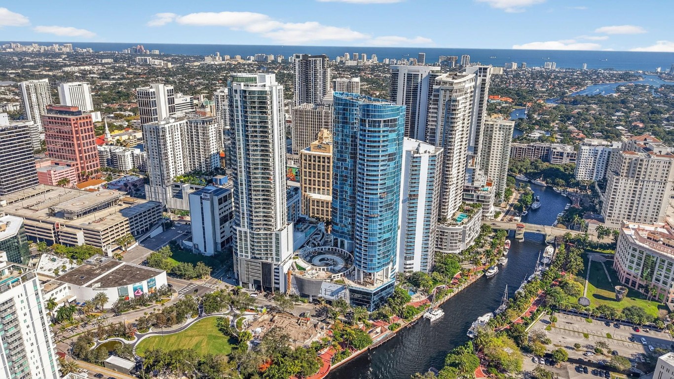 100 E Las Olas Blvd 3004