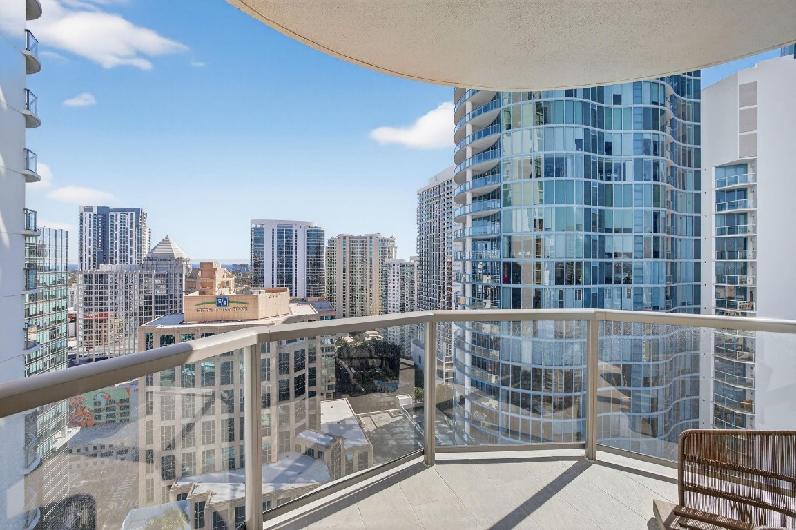 100 E Las Olas Blvd 3004