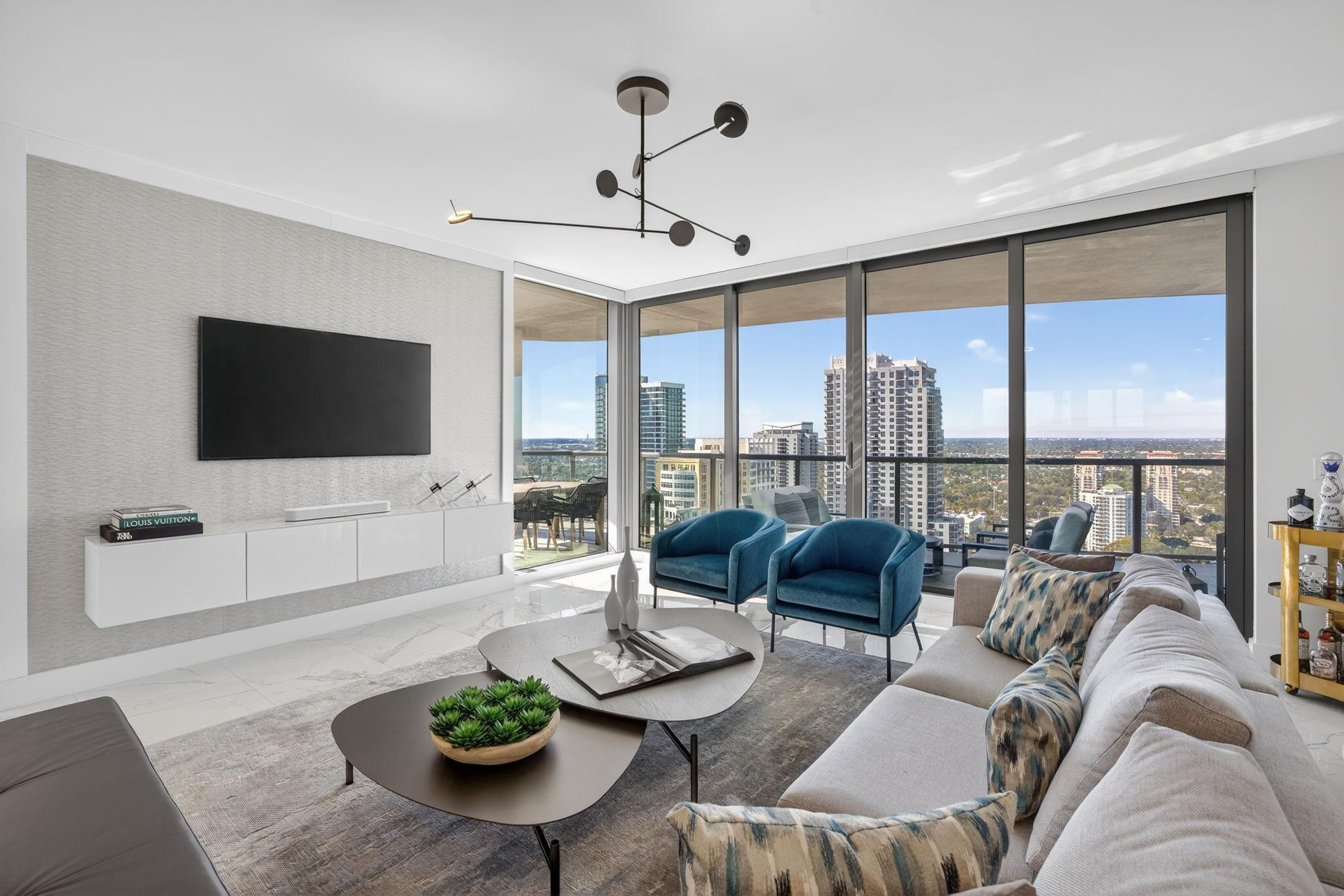 100 E Las Olas Blvd 3004