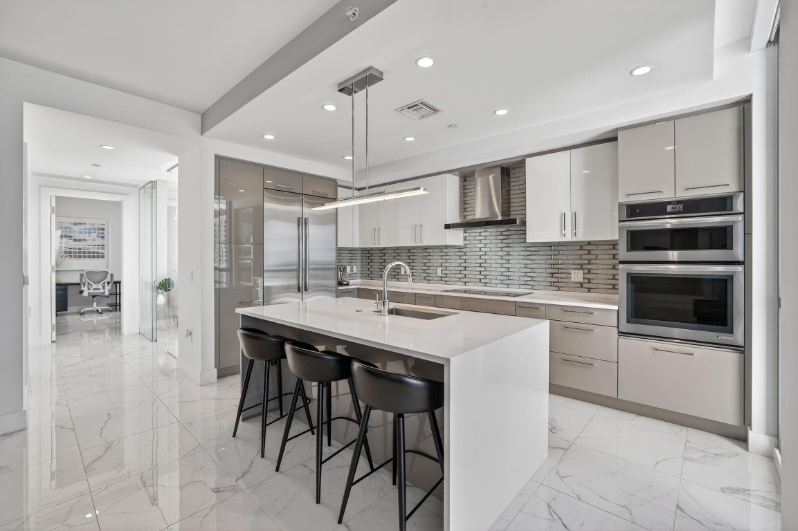 100 E Las Olas Blvd 3004