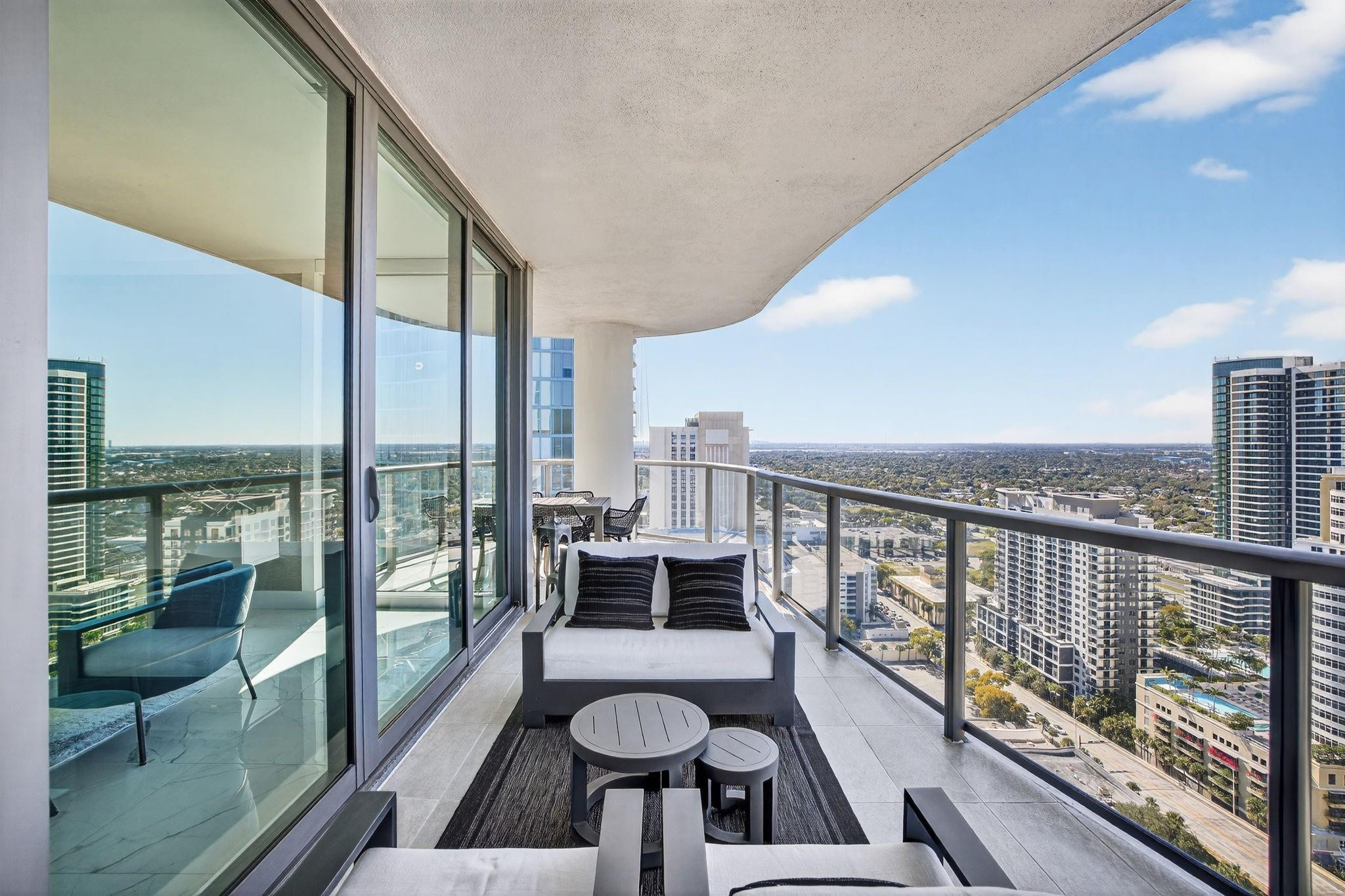 100 E Las Olas Blvd 3004