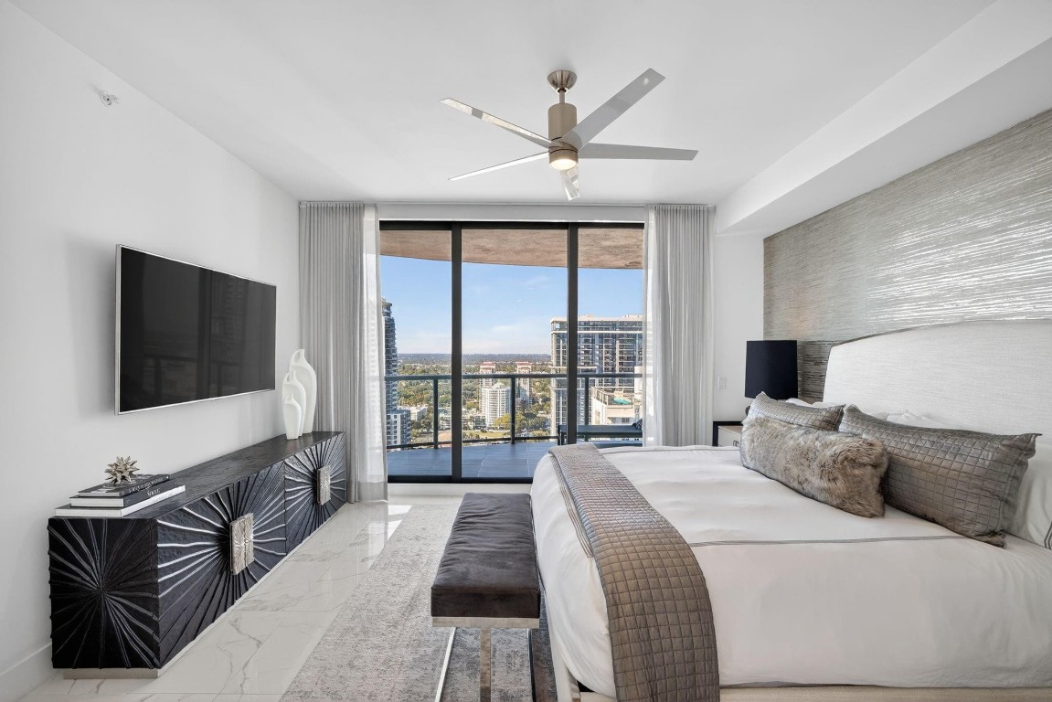 100 E Las Olas Blvd 3004