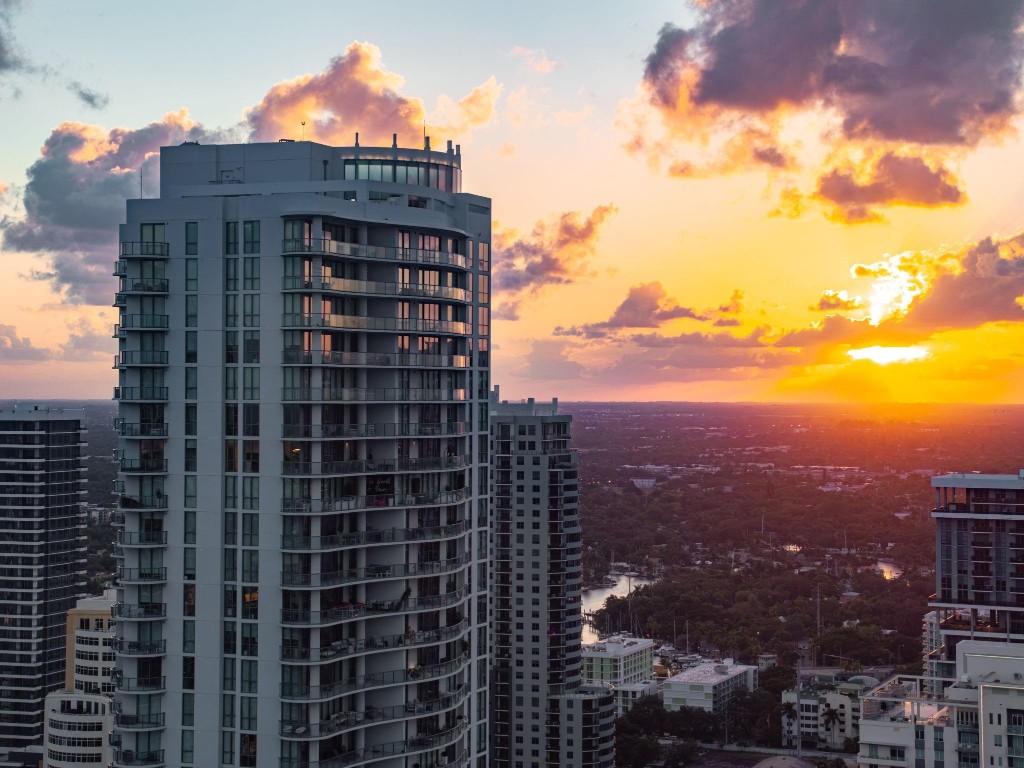 100 E Las Olas Blvd 3004