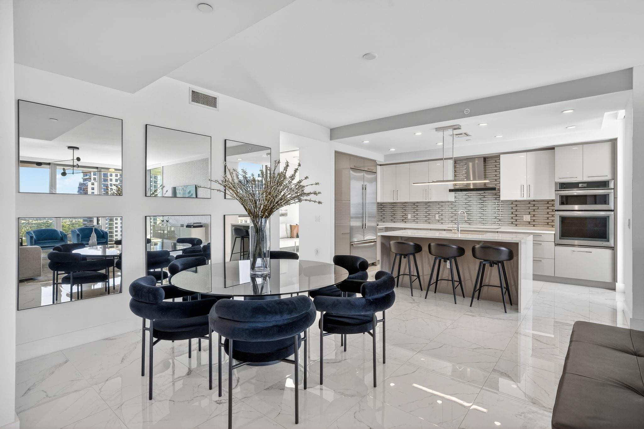 100 E Las Olas Blvd 3004