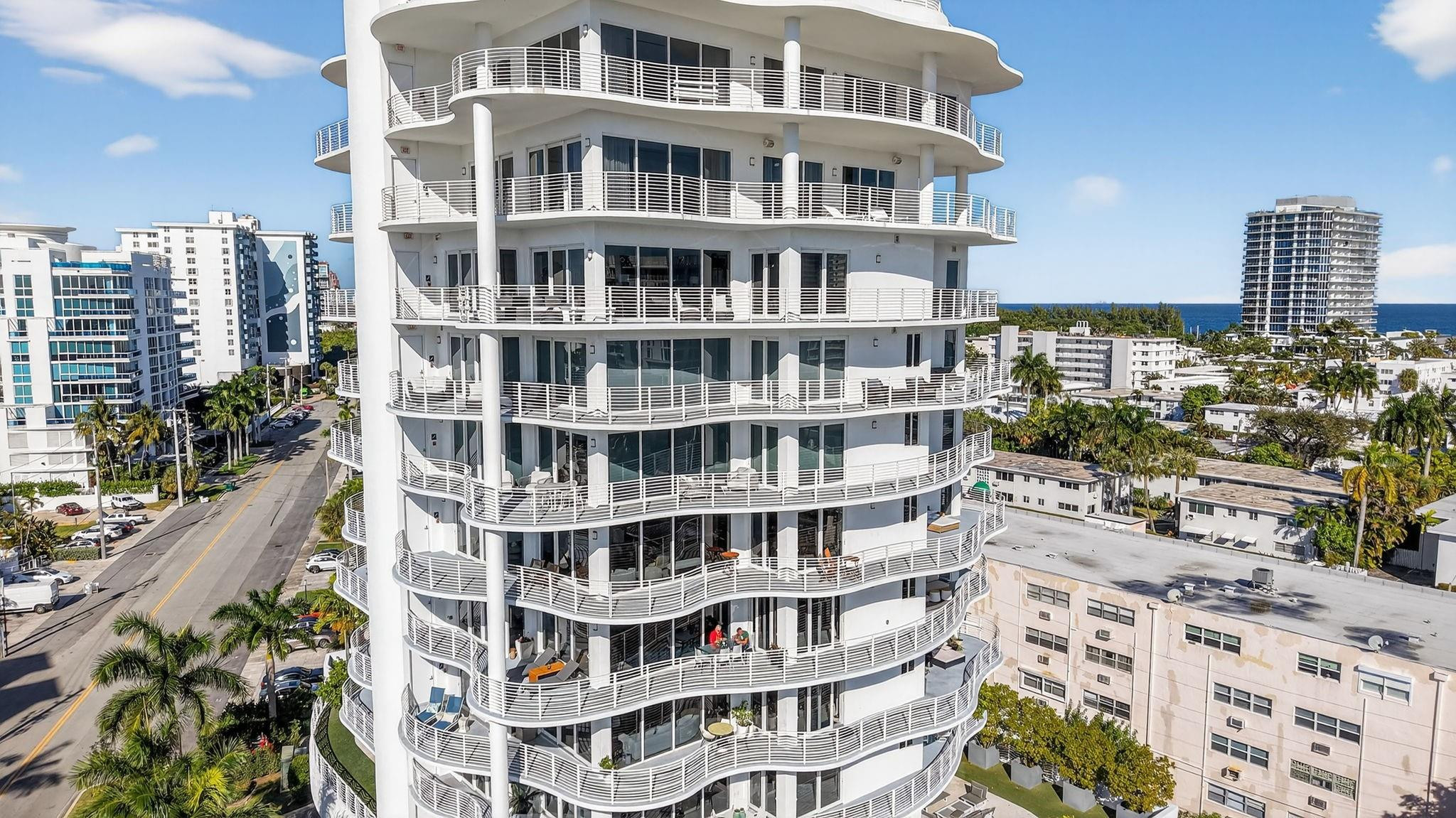 612 Bayshore Drive 702