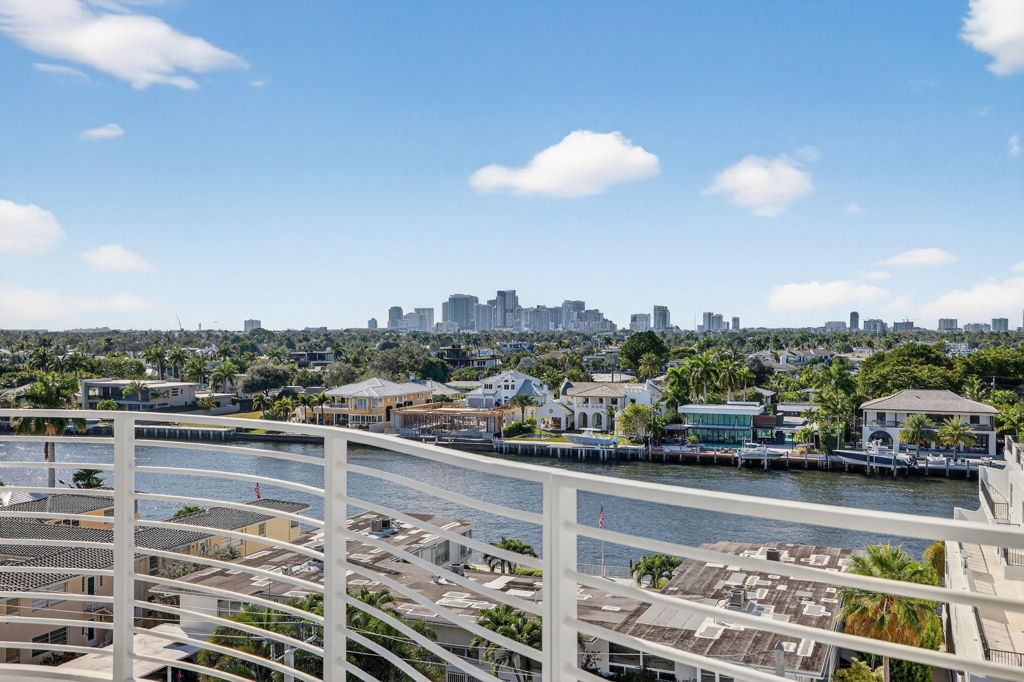 612 Bayshore Drive 702