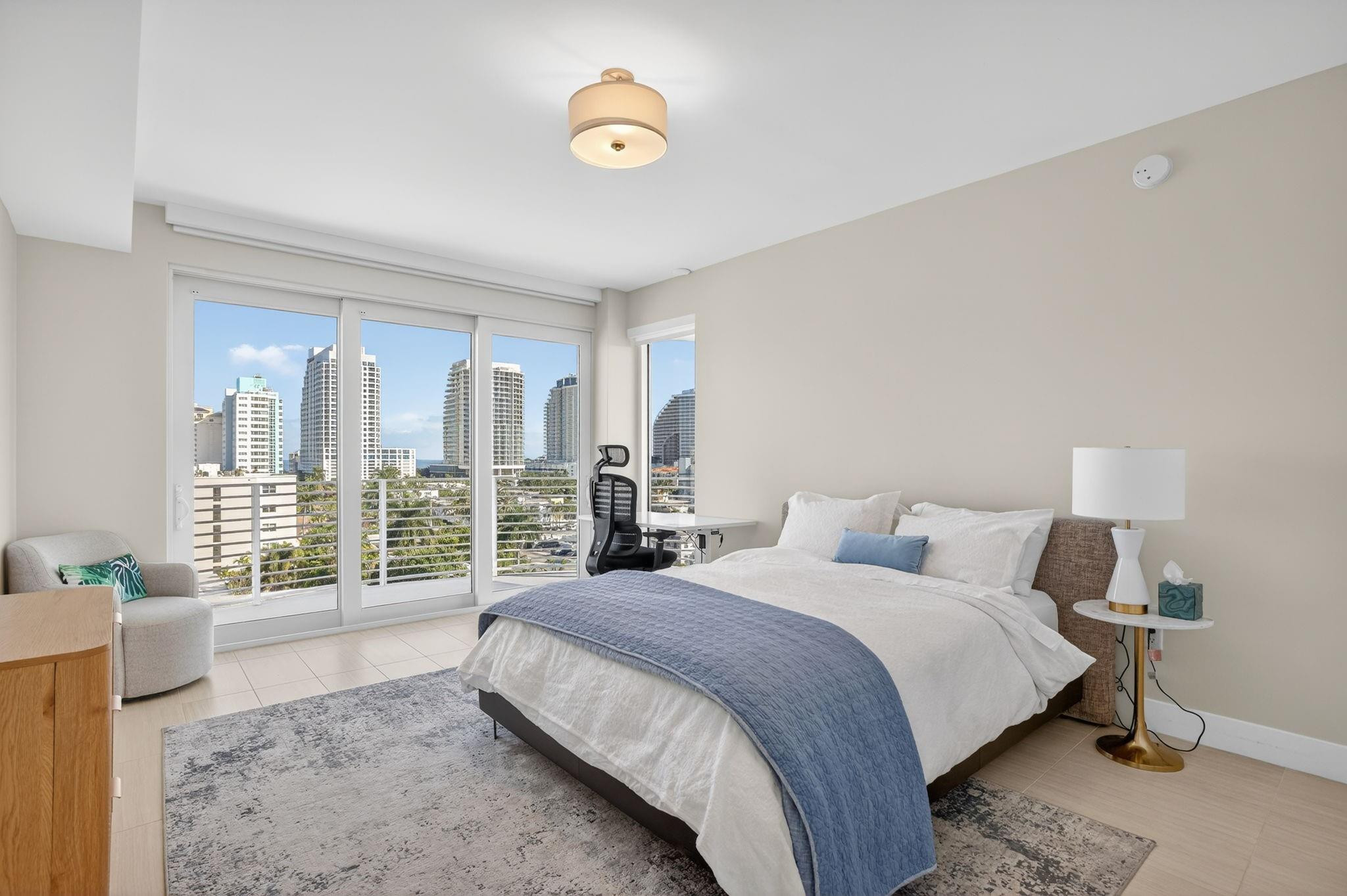 612 Bayshore Drive 702