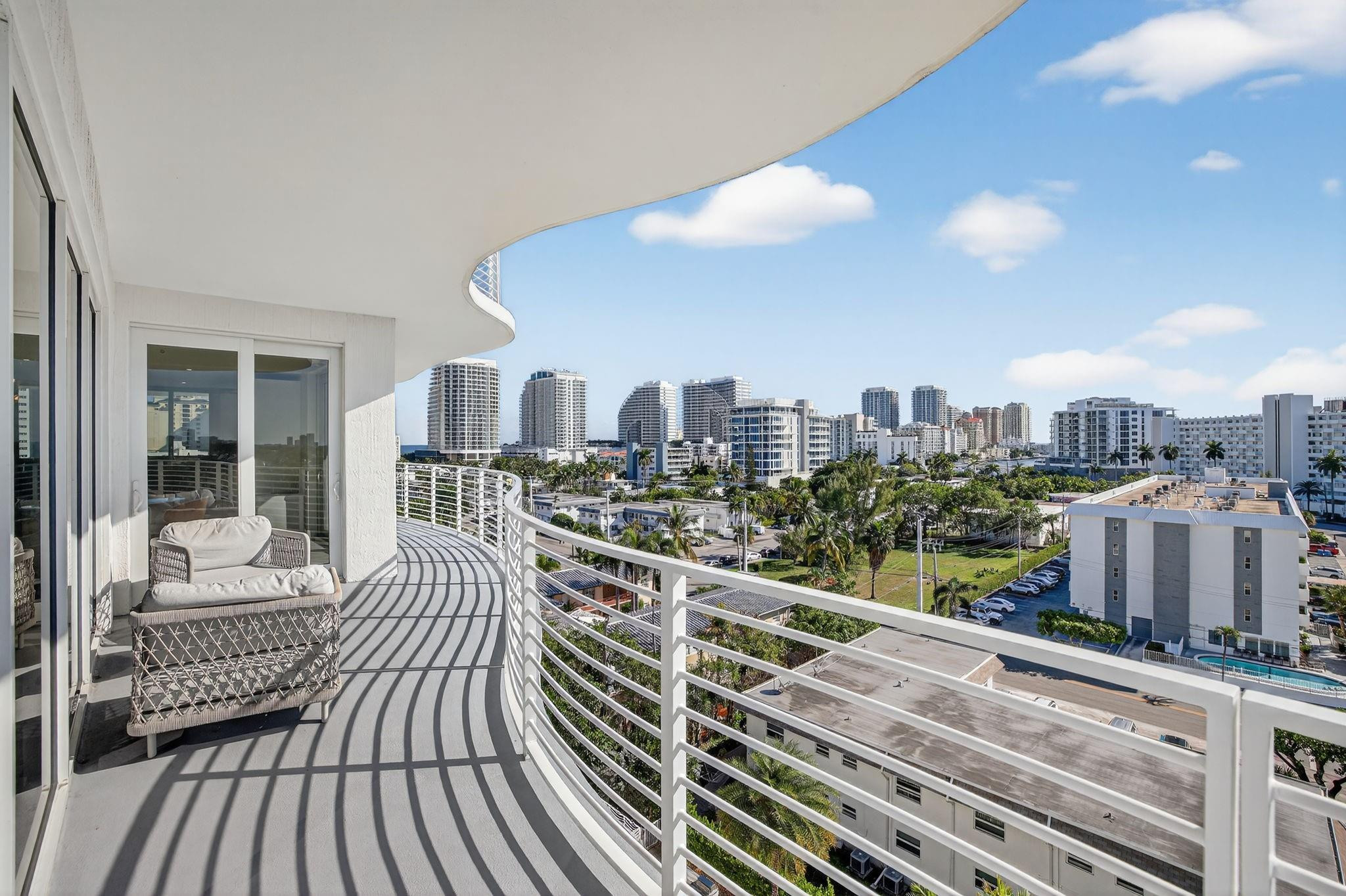612 Bayshore Drive 702