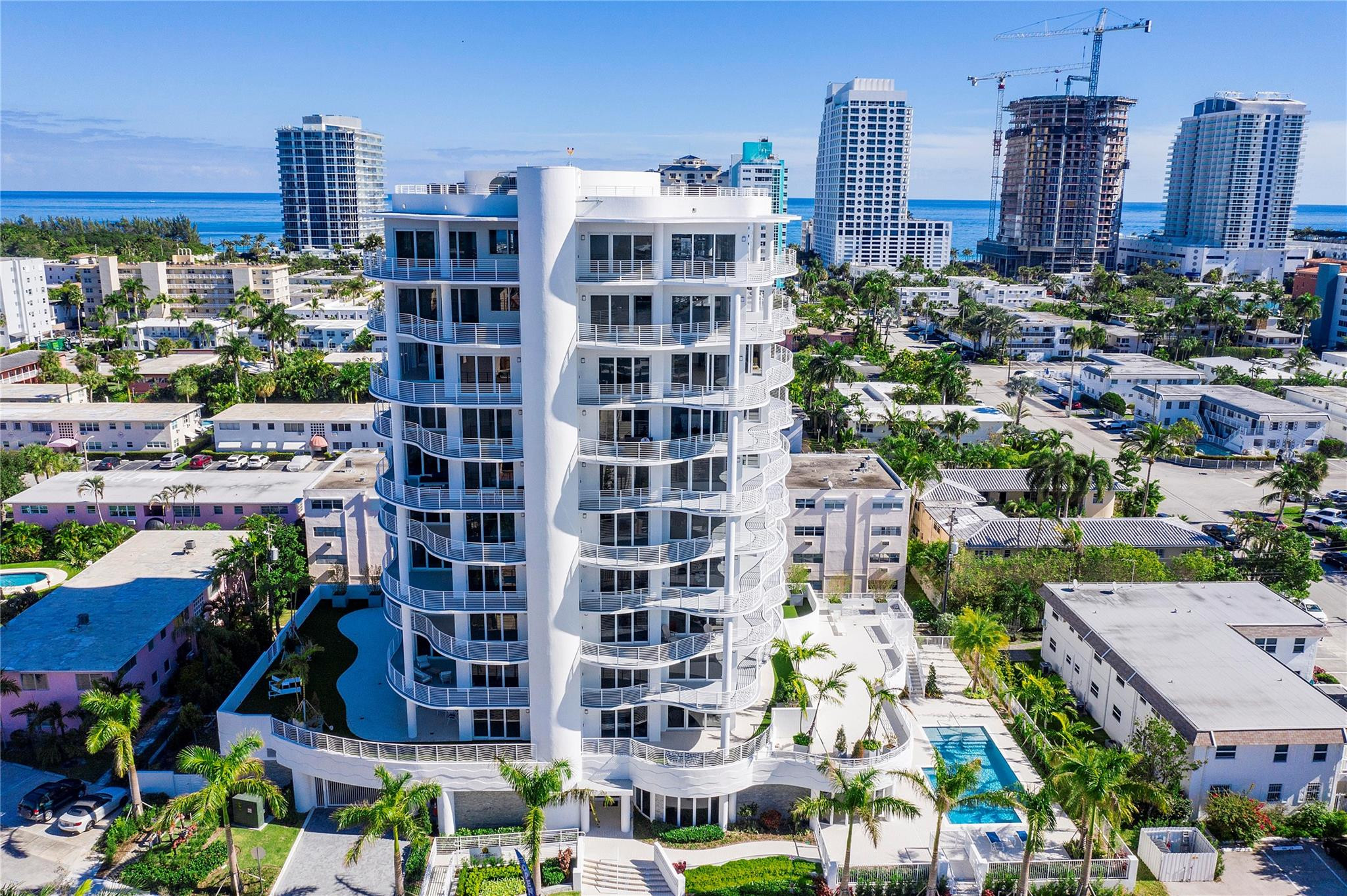 612 Bayshore Drive 702