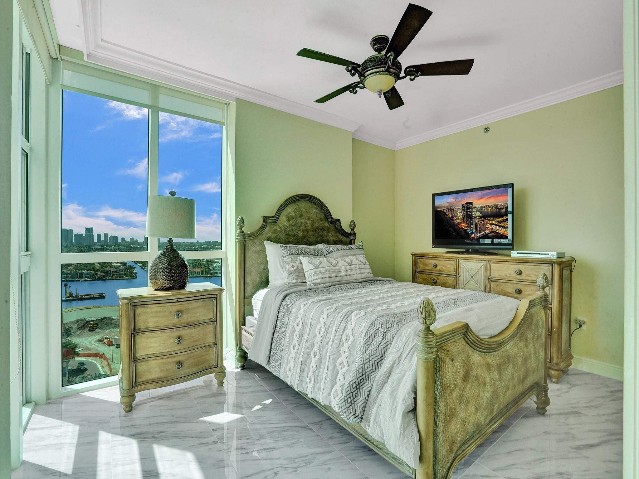 101 S Fort Lauderdale Beach Blvd 1606