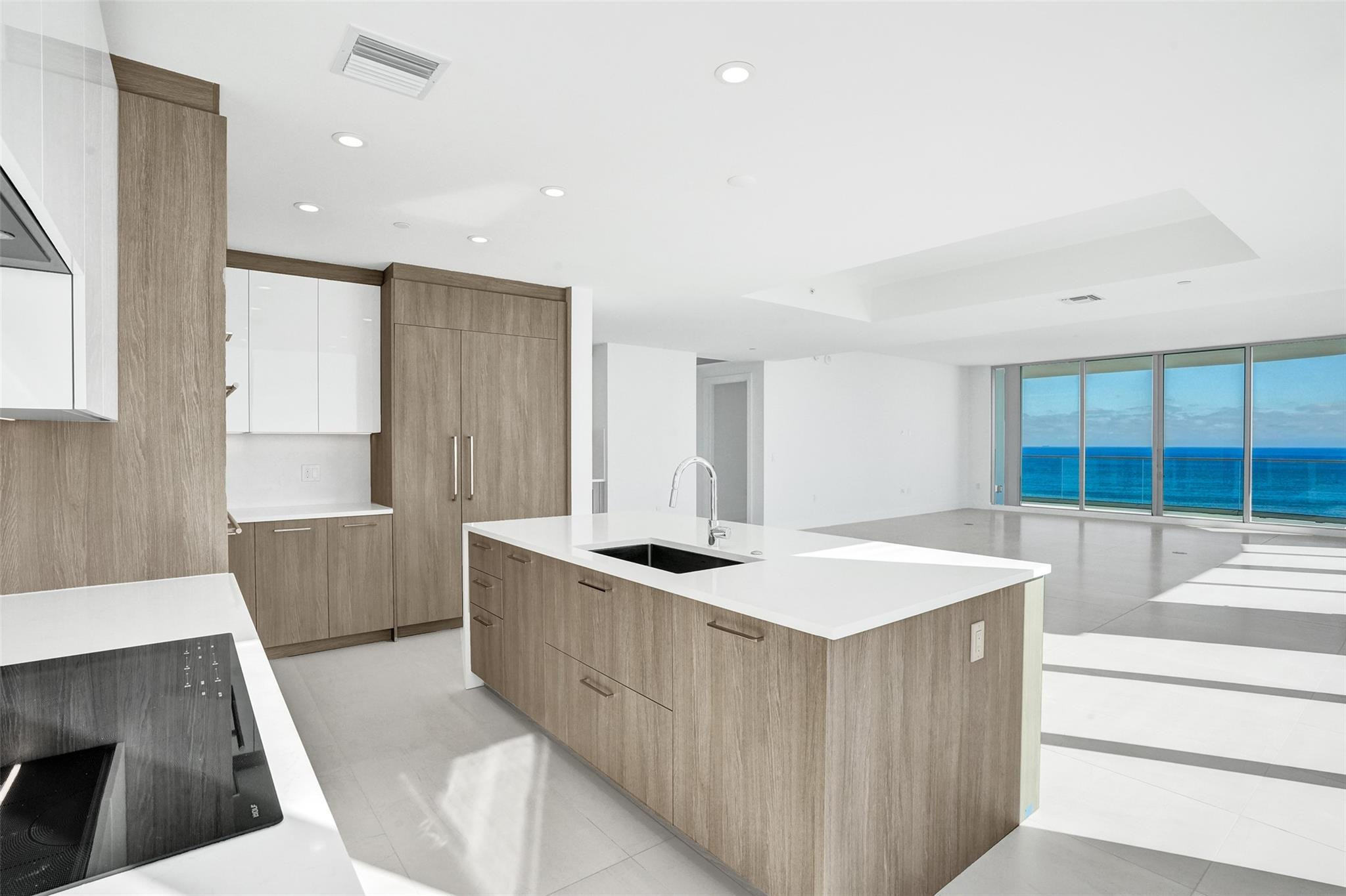 151 N Seabreeze Boulevard 1101-E