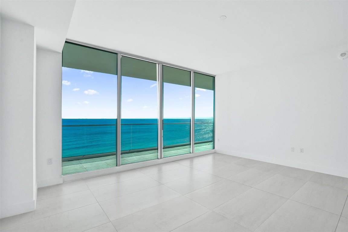 151 N Seabreeze Boulevard 1101-E