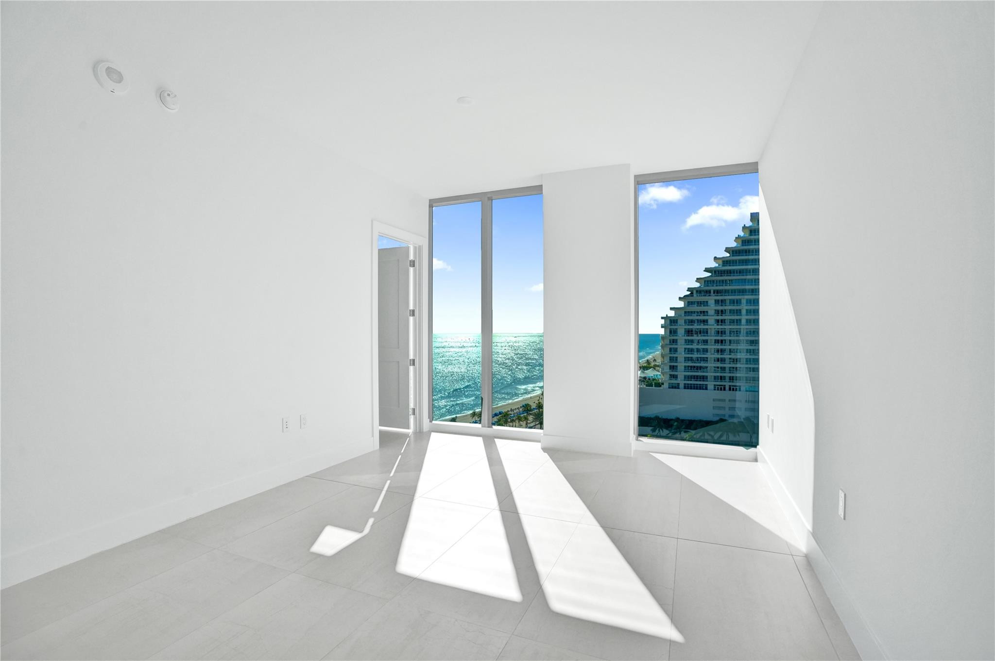 151 N Seabreeze Boulevard 1101-E