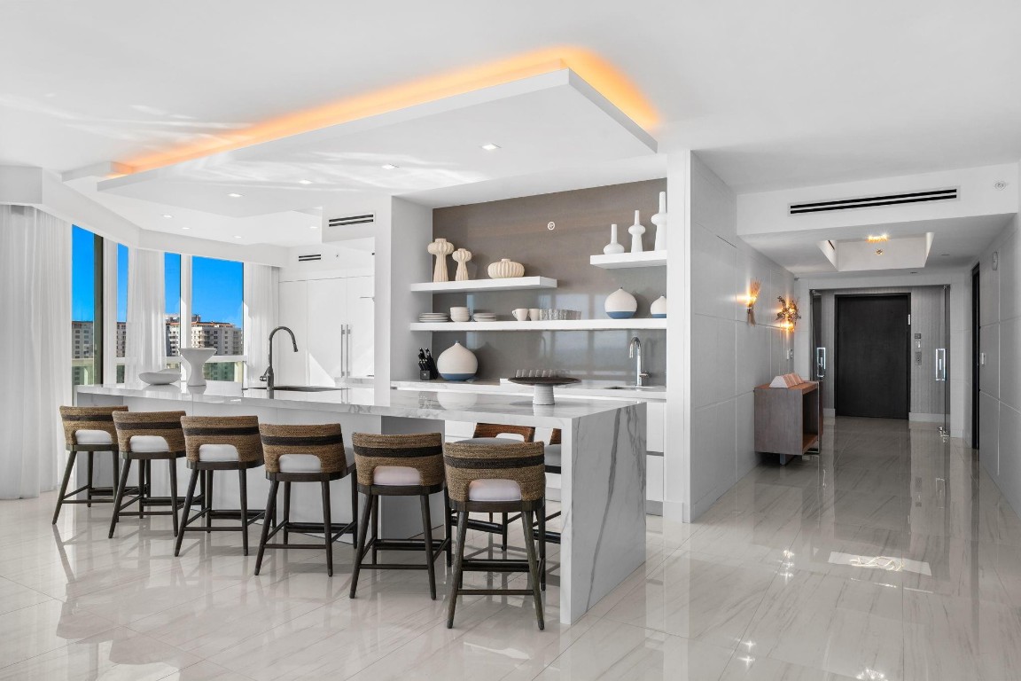 101 S Fort Lauderdale Beach Boulevard Unit: 1201