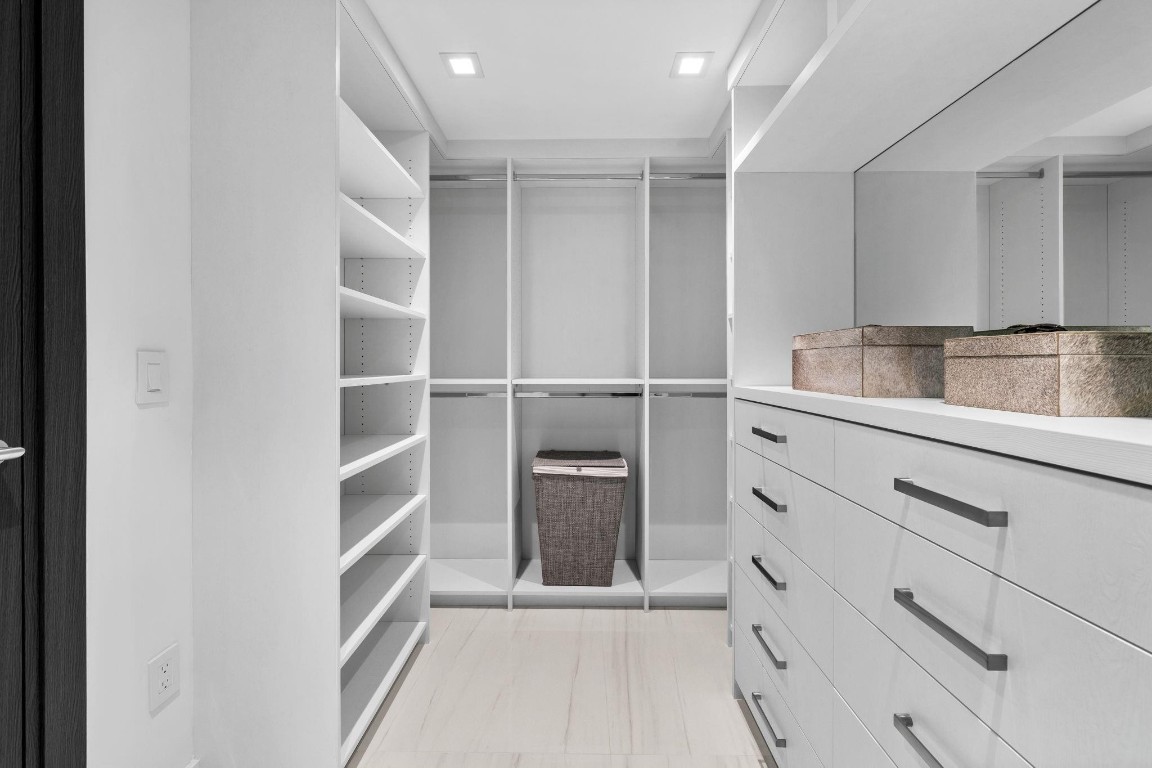 101 S Fort Lauderdale Beach Boulevard Unit: 1201