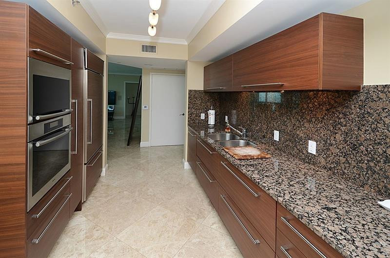 101 S Fort Lauderdale Beach Boulevard Unit: 1206