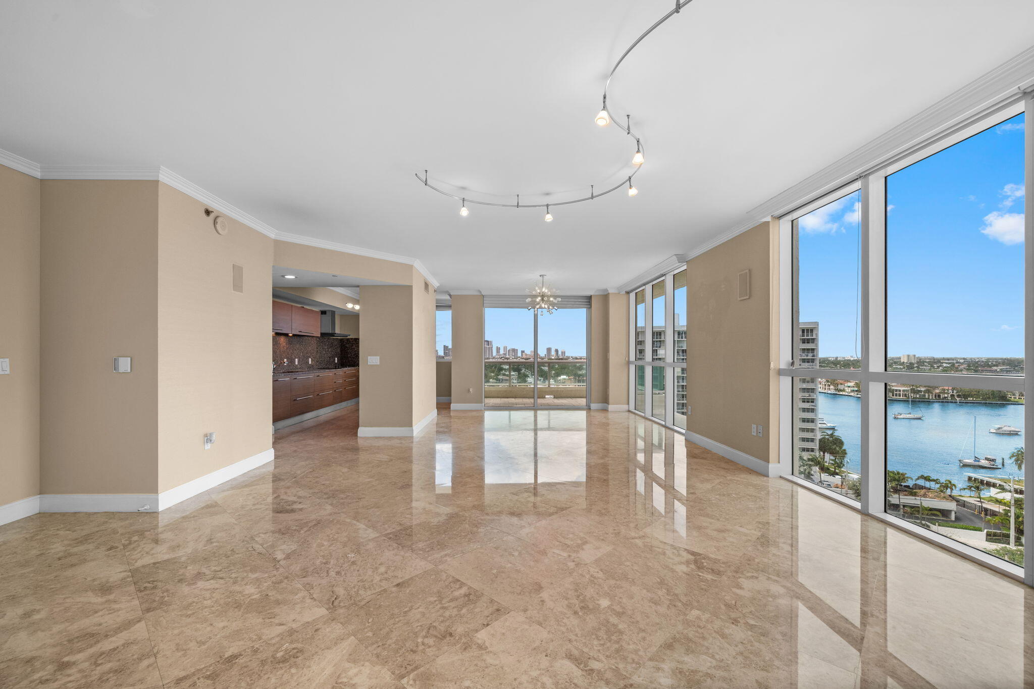 101 S Fort Lauderdale Beach Boulevard Unit: 1206